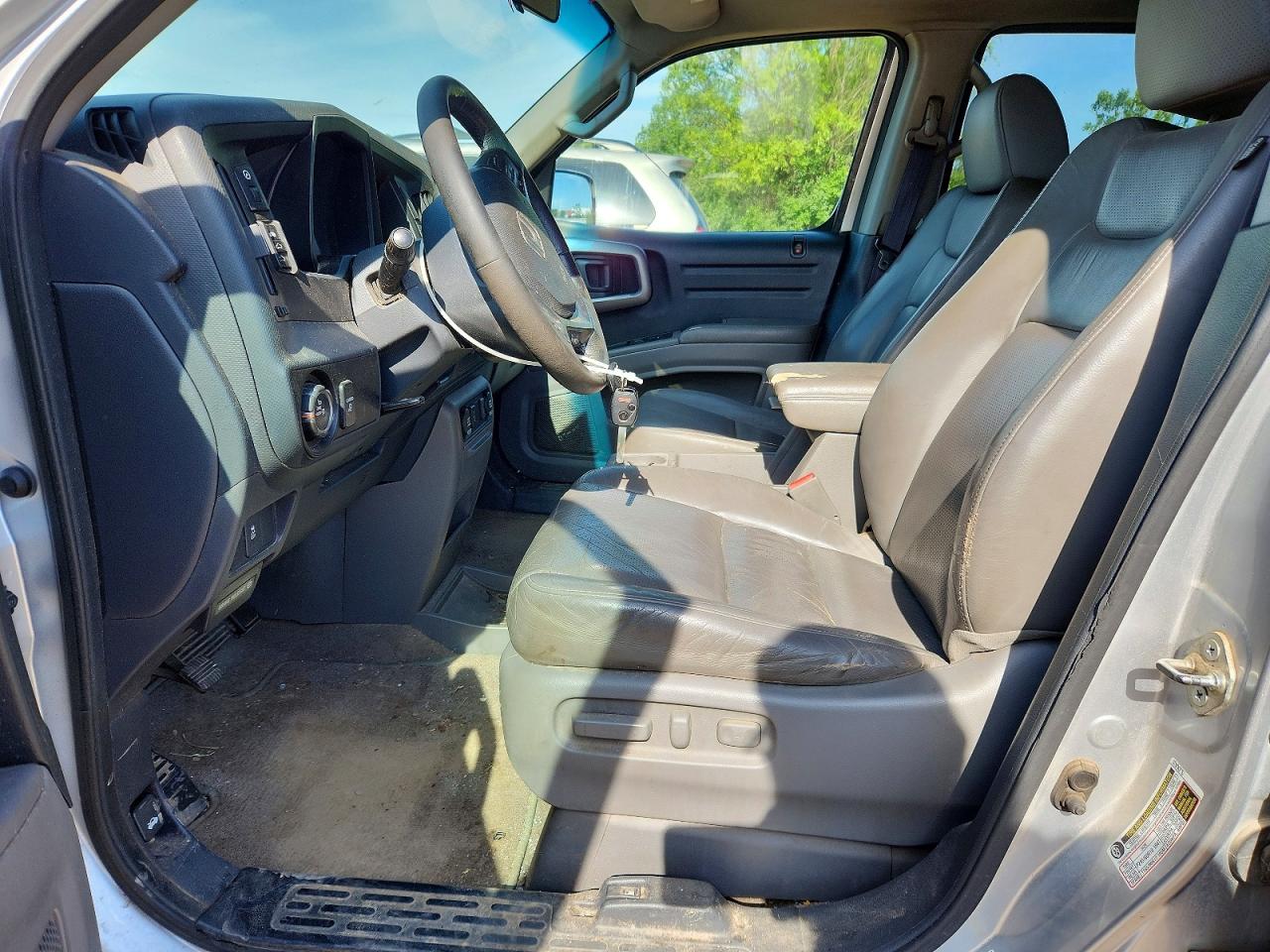 2012 Honda Ridgeline Rtl Silver vin: 5FPYK1F59CB459482