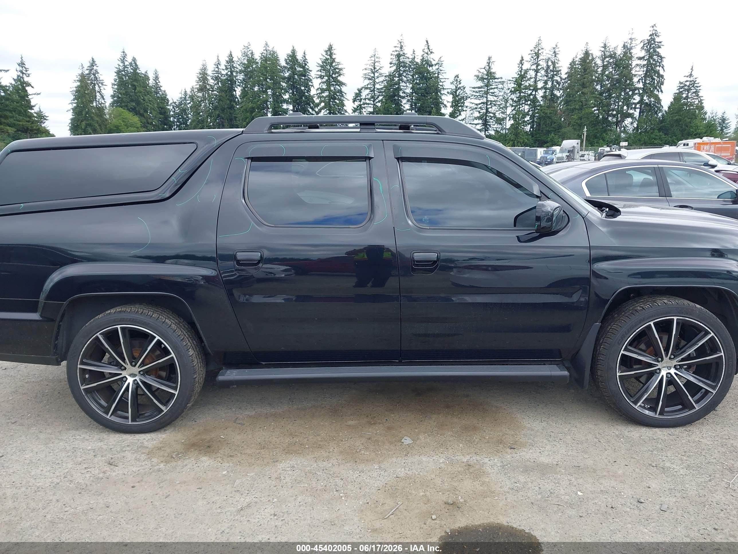 2014 Honda Ridgeline Rtl Black vin: 5FPYK1F59EB002206