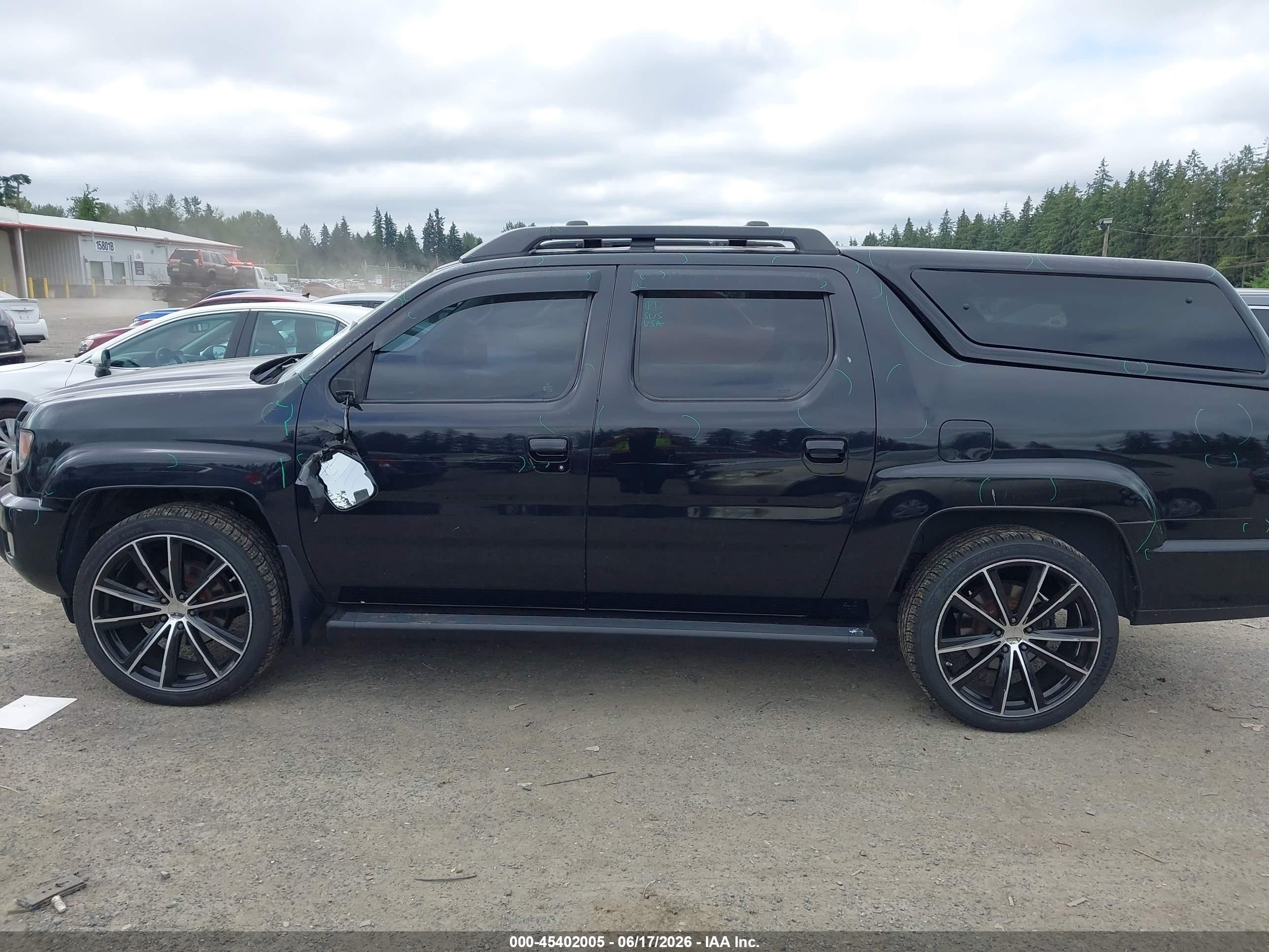 2014 Honda Ridgeline Rtl Black vin: 5FPYK1F59EB002206