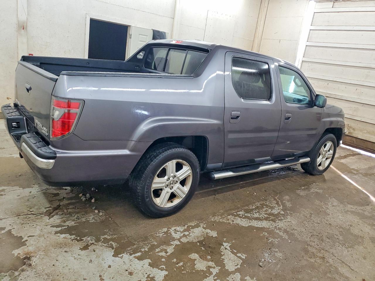 2014 Honda Ridgeline Rtl Gray vin: 5FPYK1F59EB008085