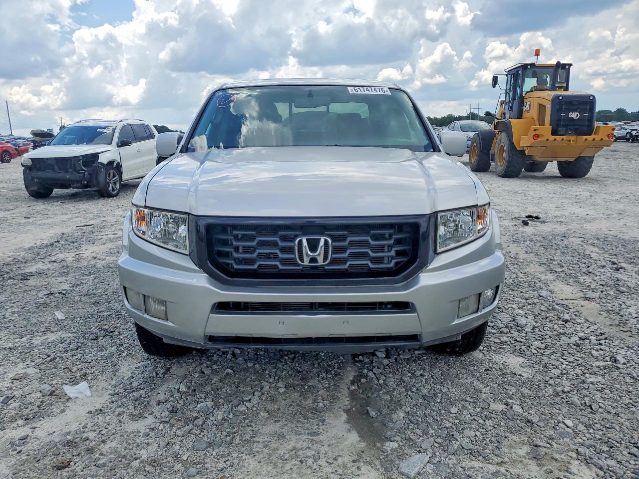 2014 Honda Ridgeline Rtl-s Silver vin: 5FPYK1F61EB007179