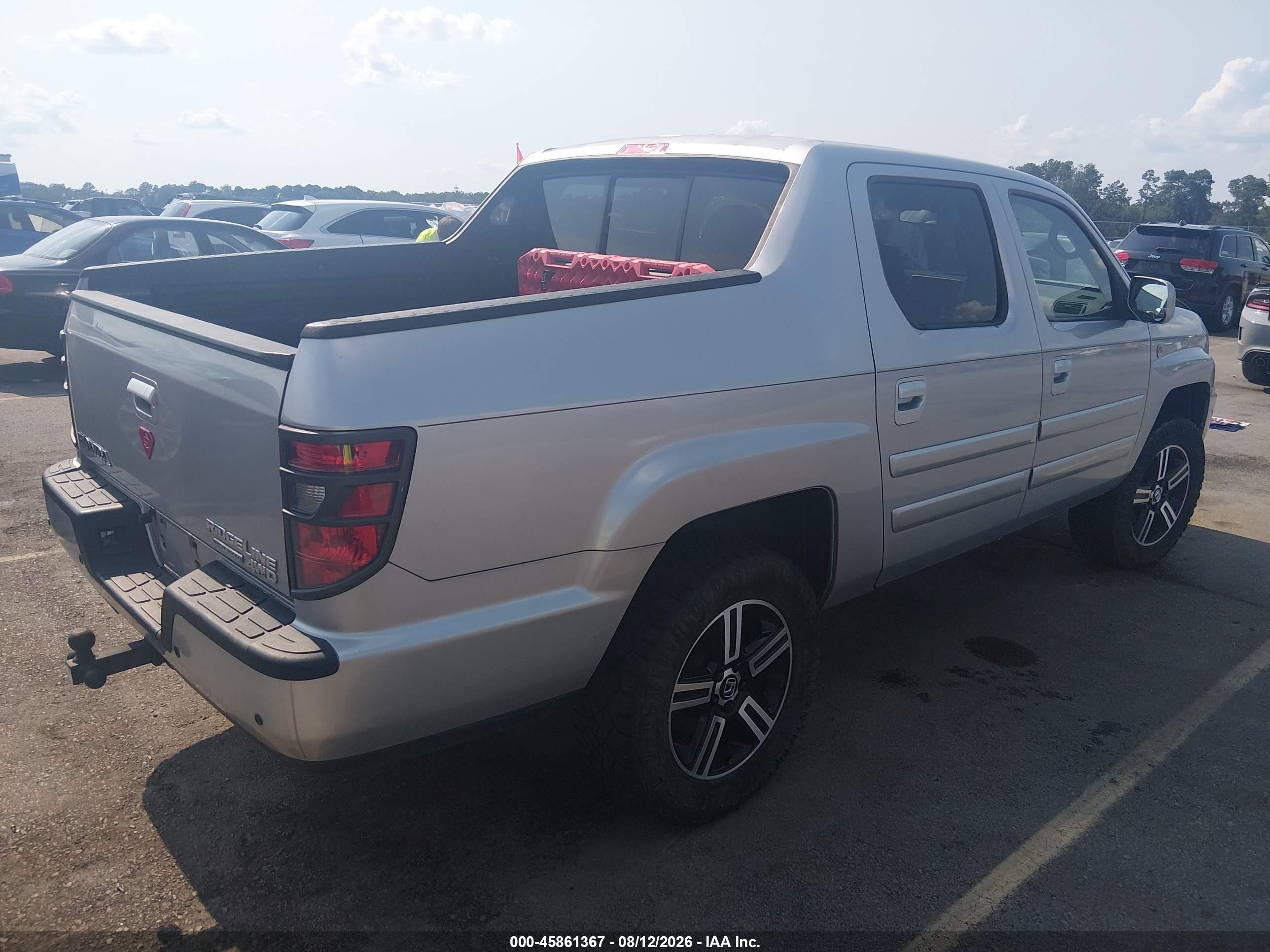 2014 Honda Ridgeline Se Silver vin: 5FPYK1F66EB009476