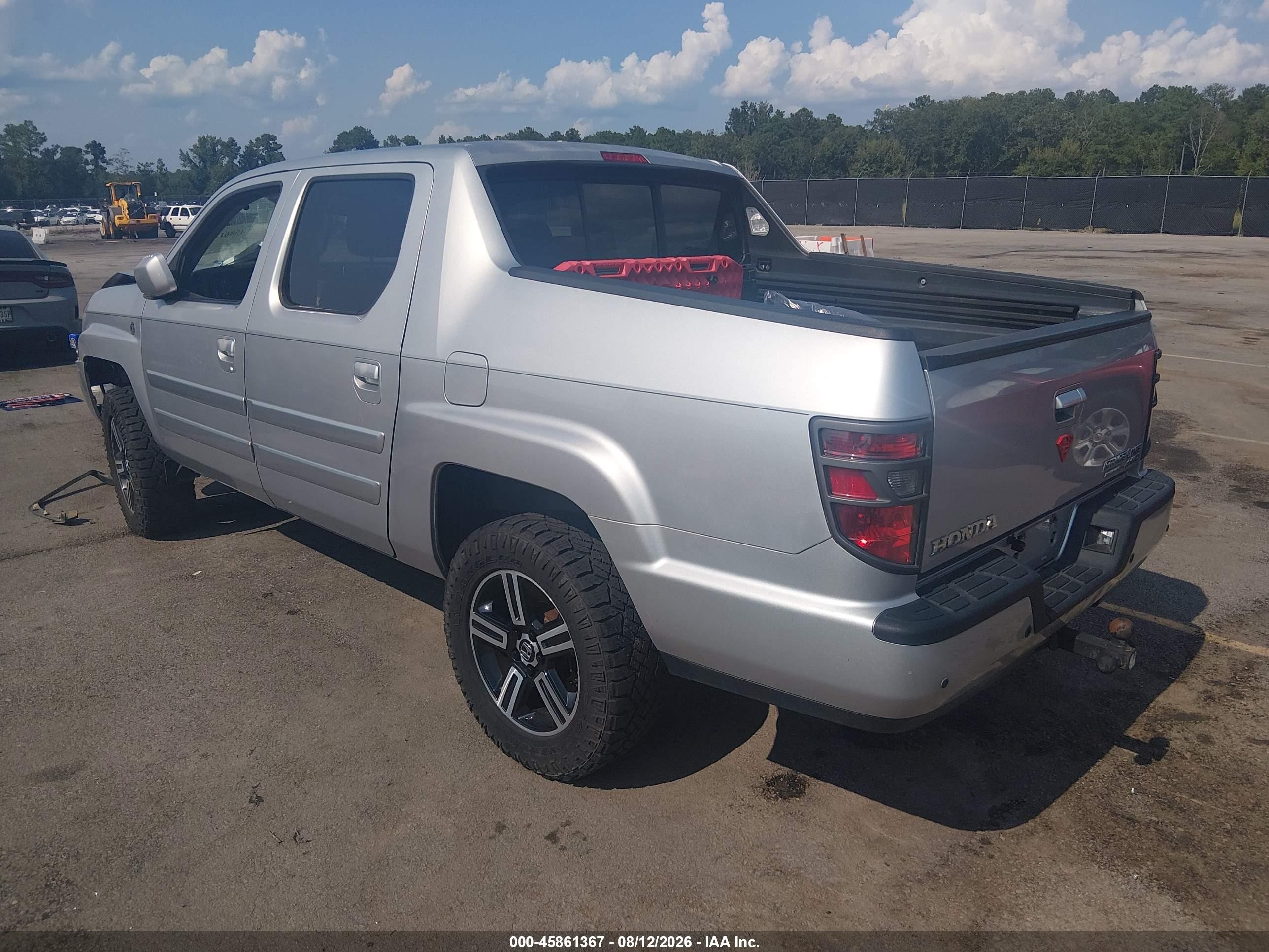 2014 Honda Ridgeline Se Silver vin: 5FPYK1F66EB009476