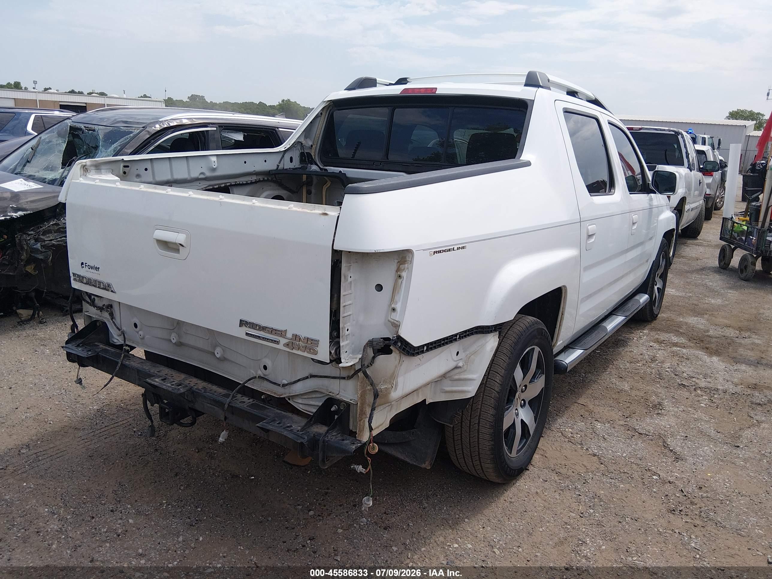 2014 Honda Ridgeline Se White vin: 5FPYK1F68EB013271