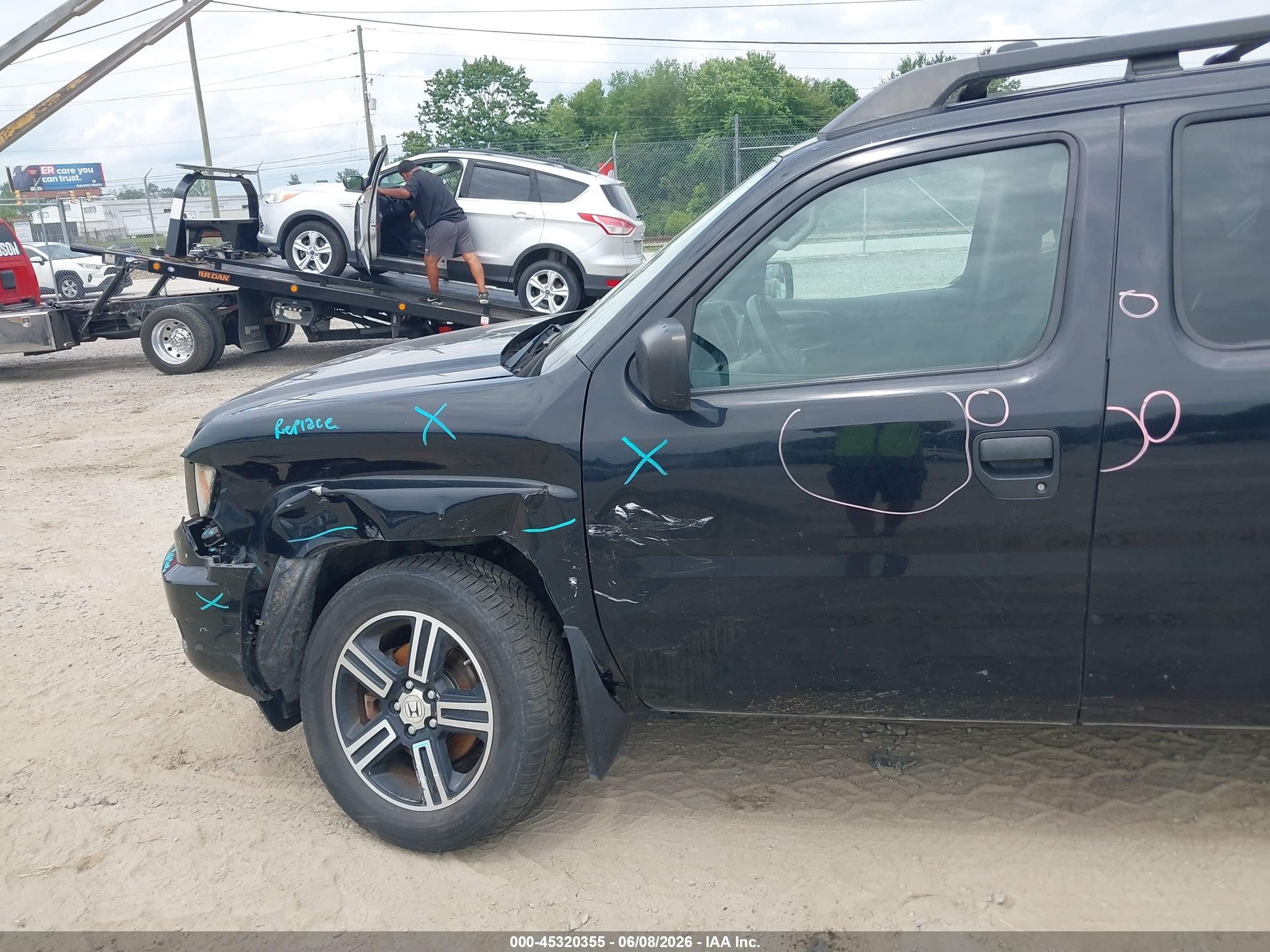 2014 Honda Ridgeline Sport Black vin: 5FPYK1F70EB001429