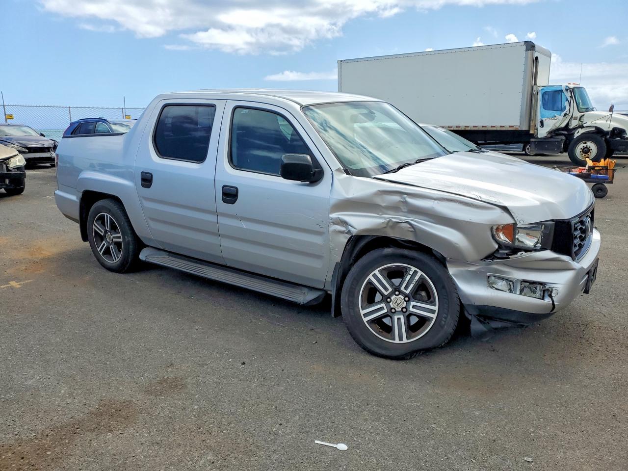 2013 Honda Ridgeline Sport Silver vin: 5FPYK1F71DB017461