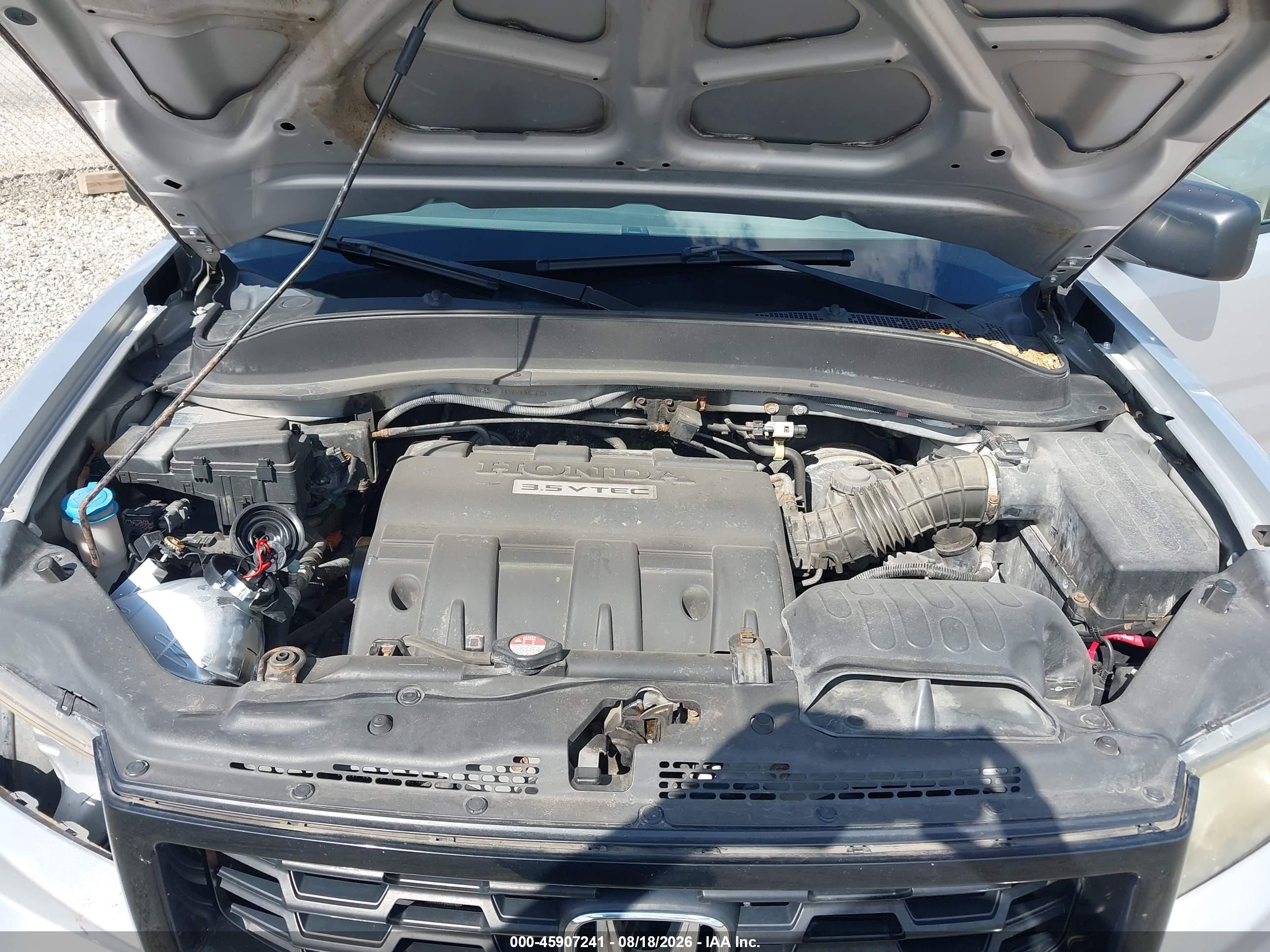2014 Honda Ridgeline Sport Silver vin: 5FPYK1F72EB001500
