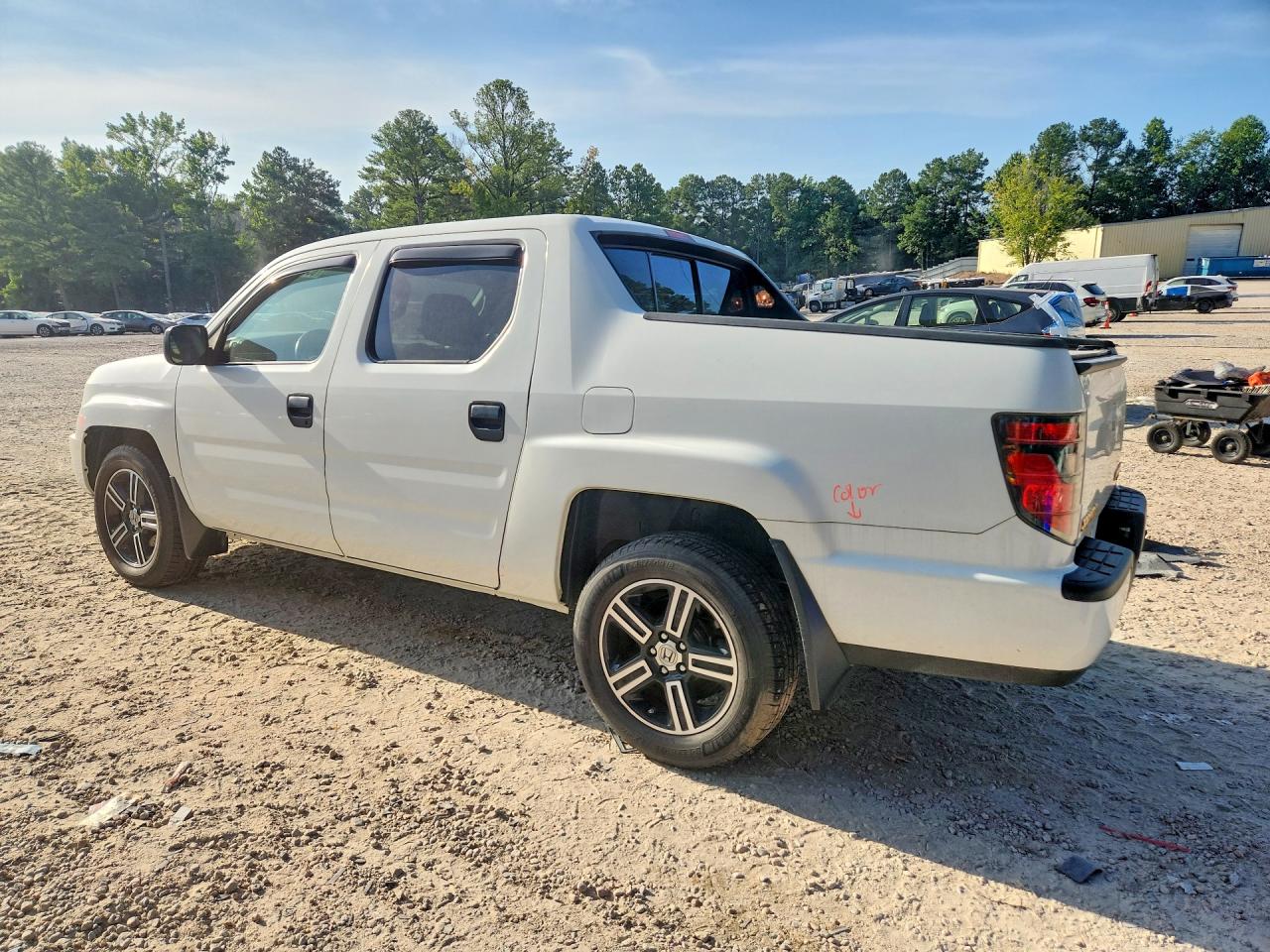 2014 Honda Ridgeline Sport White vin: 5FPYK1F72EB012514
