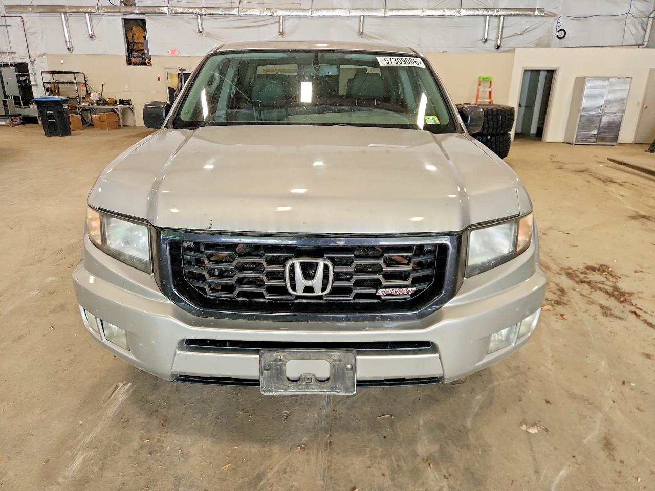 2014 Honda Ridgeline Sport Silver vin: 5FPYK1F73EB006415