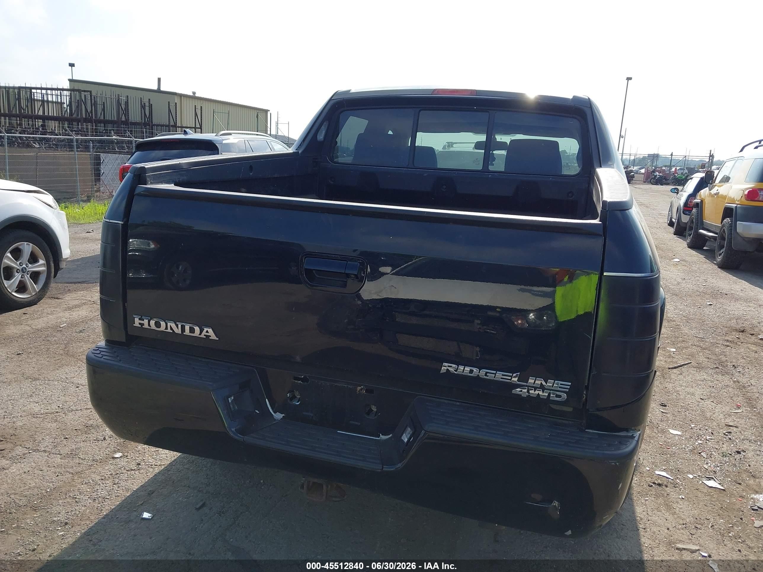 2014 Honda Ridgeline Sport Black vin: 5FPYK1F73EB011811