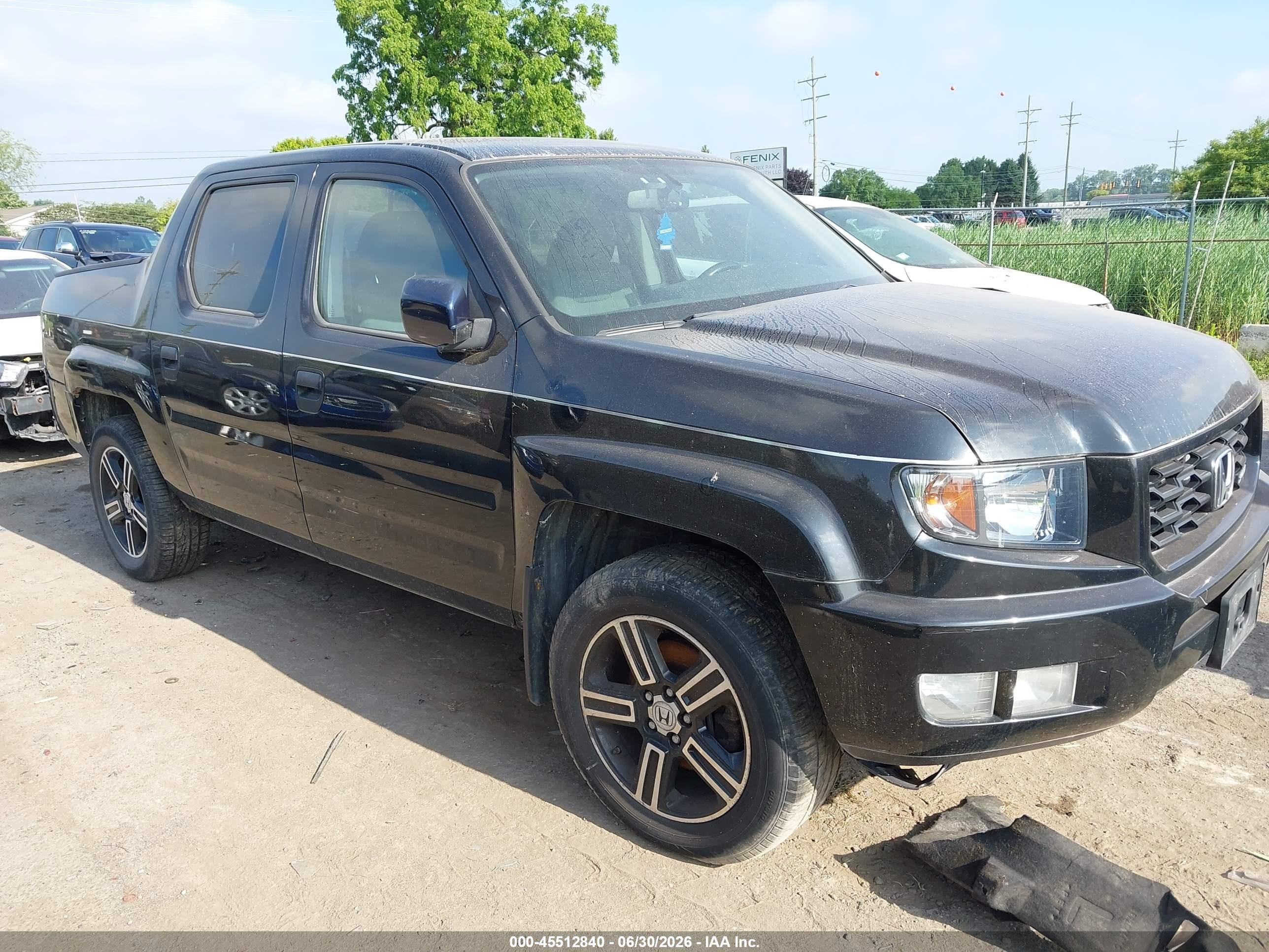2014 Honda Ridgeline Sport Black vin: 5FPYK1F73EB011811