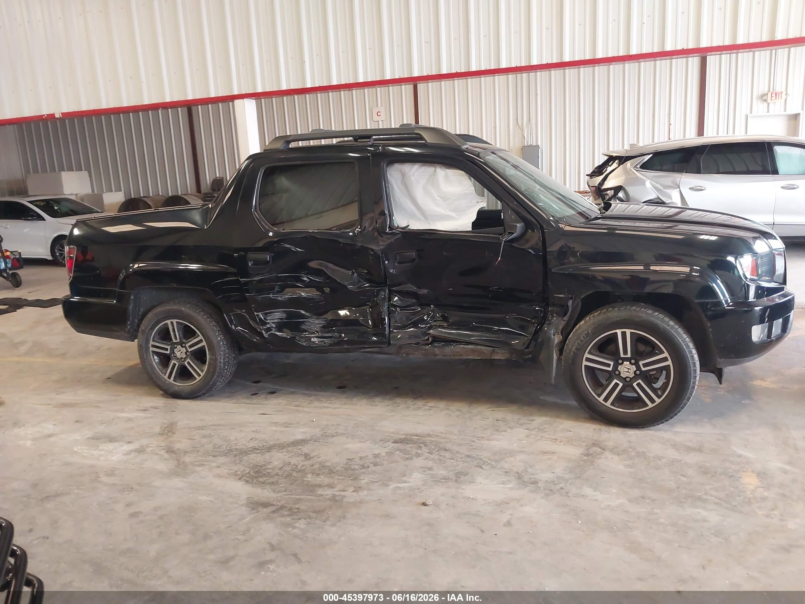 2014 Honda Ridgeline Sport Black vin: 5FPYK1F75EB003029