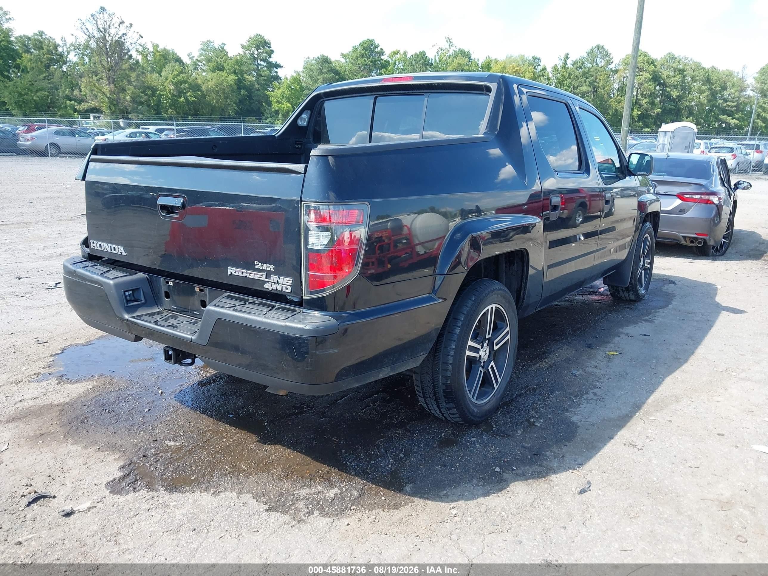 2014 Honda Ridgeline Sport Black vin: 5FPYK1F76EB007672