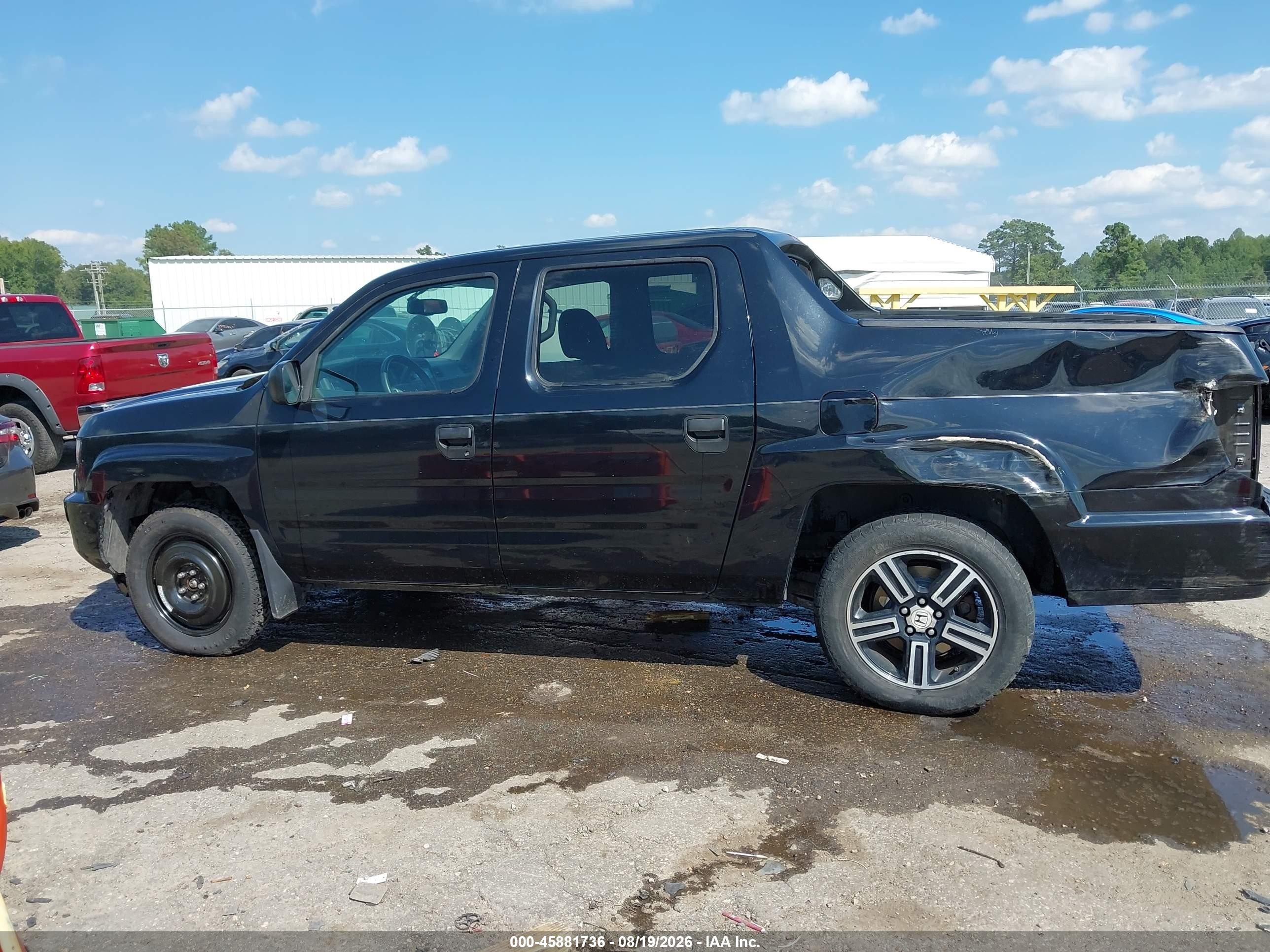 2014 Honda Ridgeline Sport Black vin: 5FPYK1F76EB007672