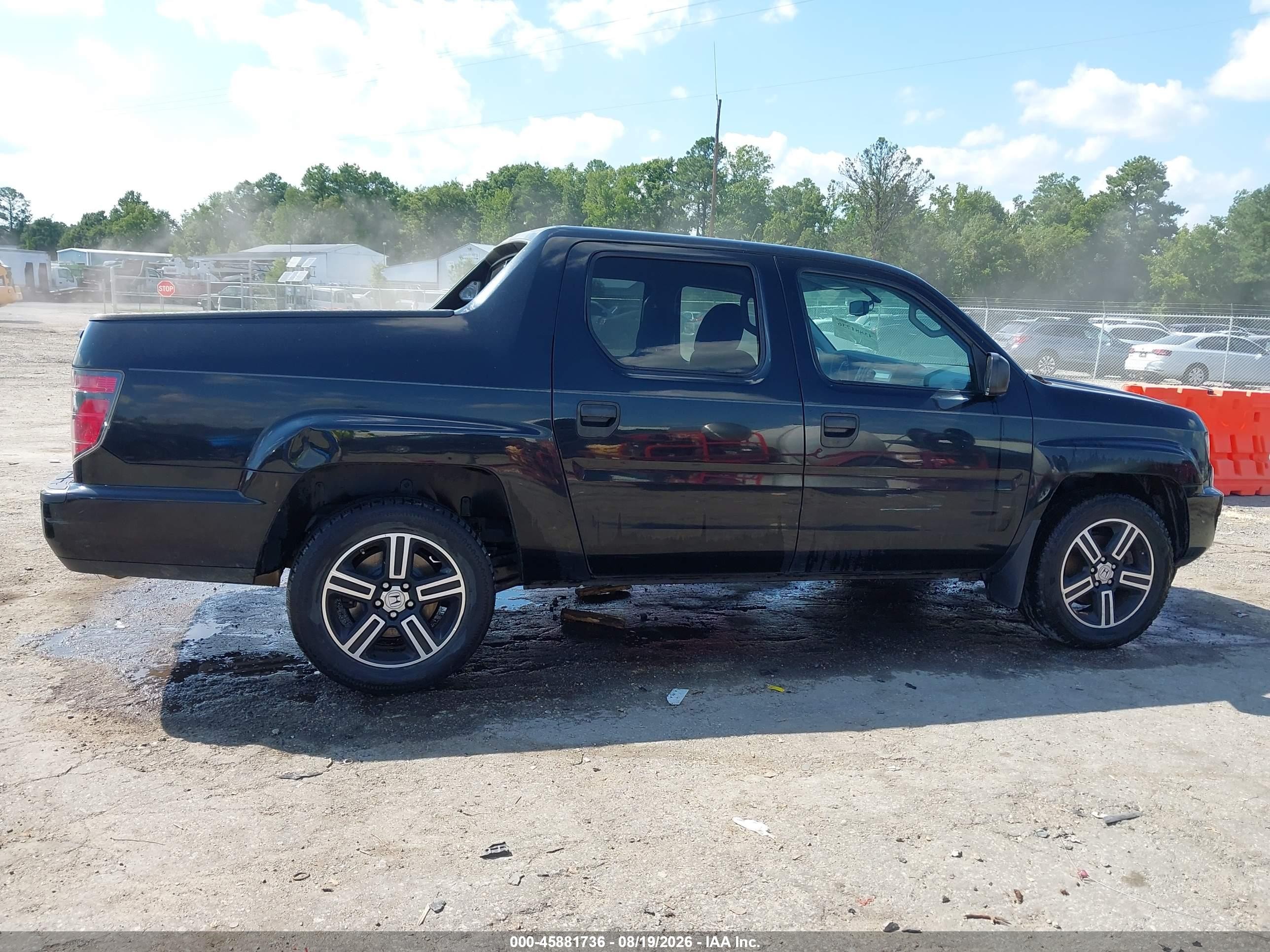 2014 Honda Ridgeline Sport Black vin: 5FPYK1F76EB007672