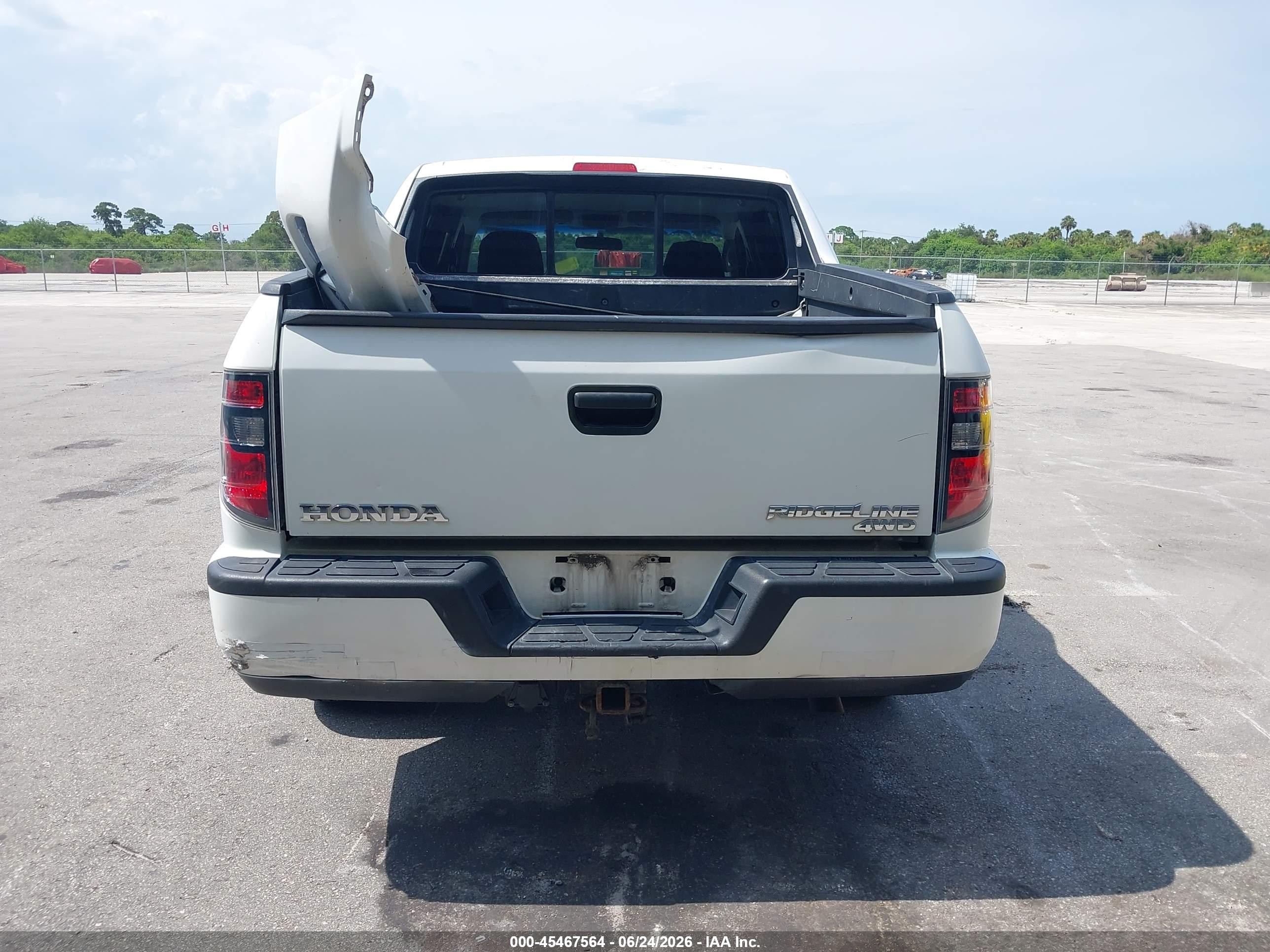 2012 Honda Ridgeline Sport White vin: 5FPYK1F77CB453343