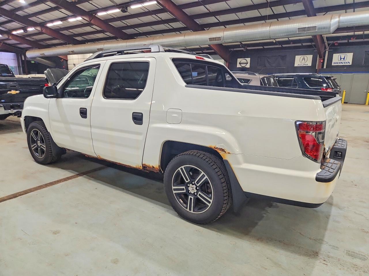 2014 Honda Ridgeline Sport White vin: 5FPYK1F77EB009706