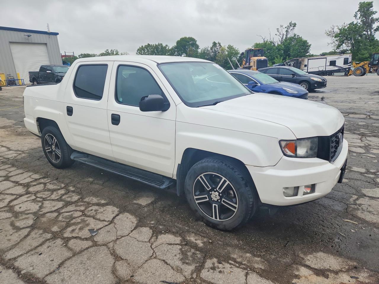 2013 Honda Ridgeline Sport White vin: 5FPYK1F78DB003590