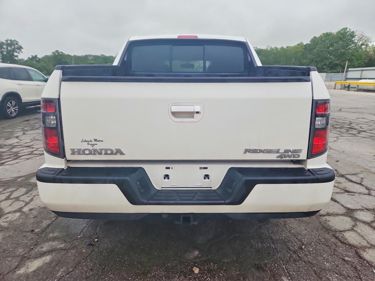 2013 Honda Ridgeline Sport White vin: 5FPYK1F78DB003590