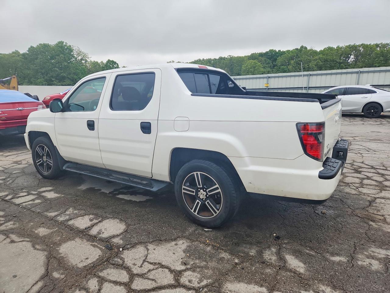 2013 Honda Ridgeline Sport White vin: 5FPYK1F78DB003590