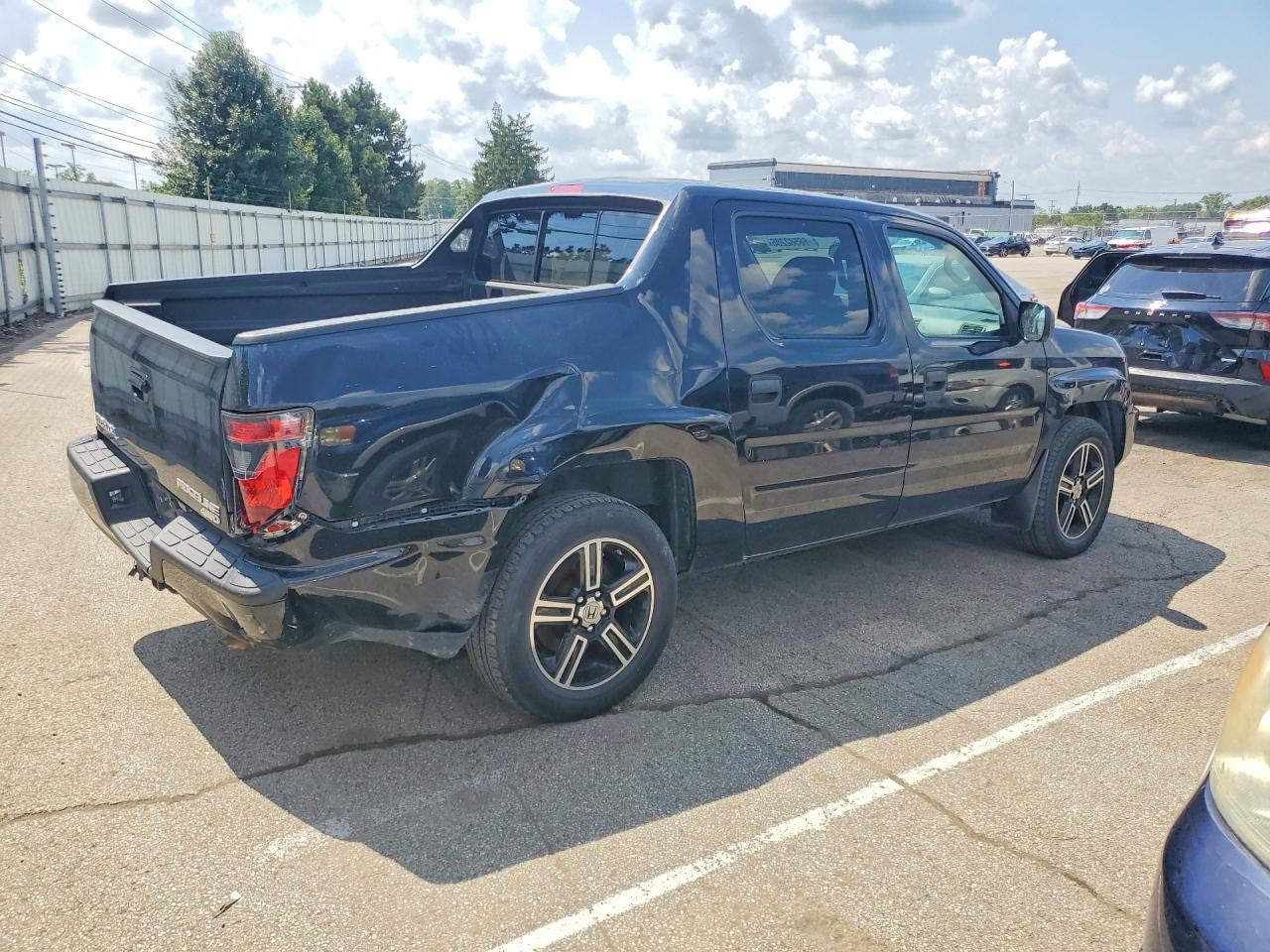 2014 Honda Ridgeline Sport Black vin: 5FPYK1F78EB009262