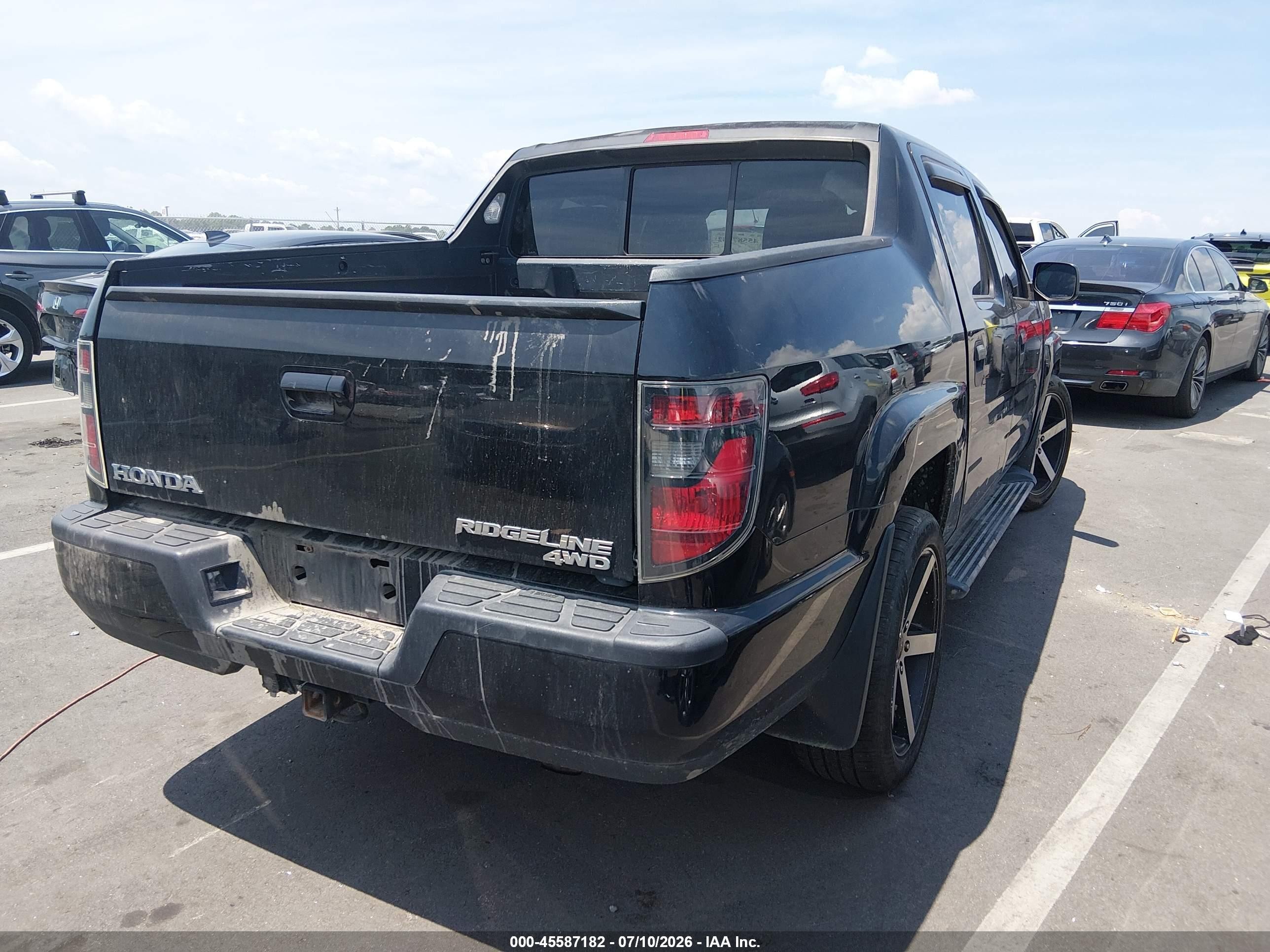 2014 Honda Ridgeline Sport Black vin: 5FPYK1F79EB013451