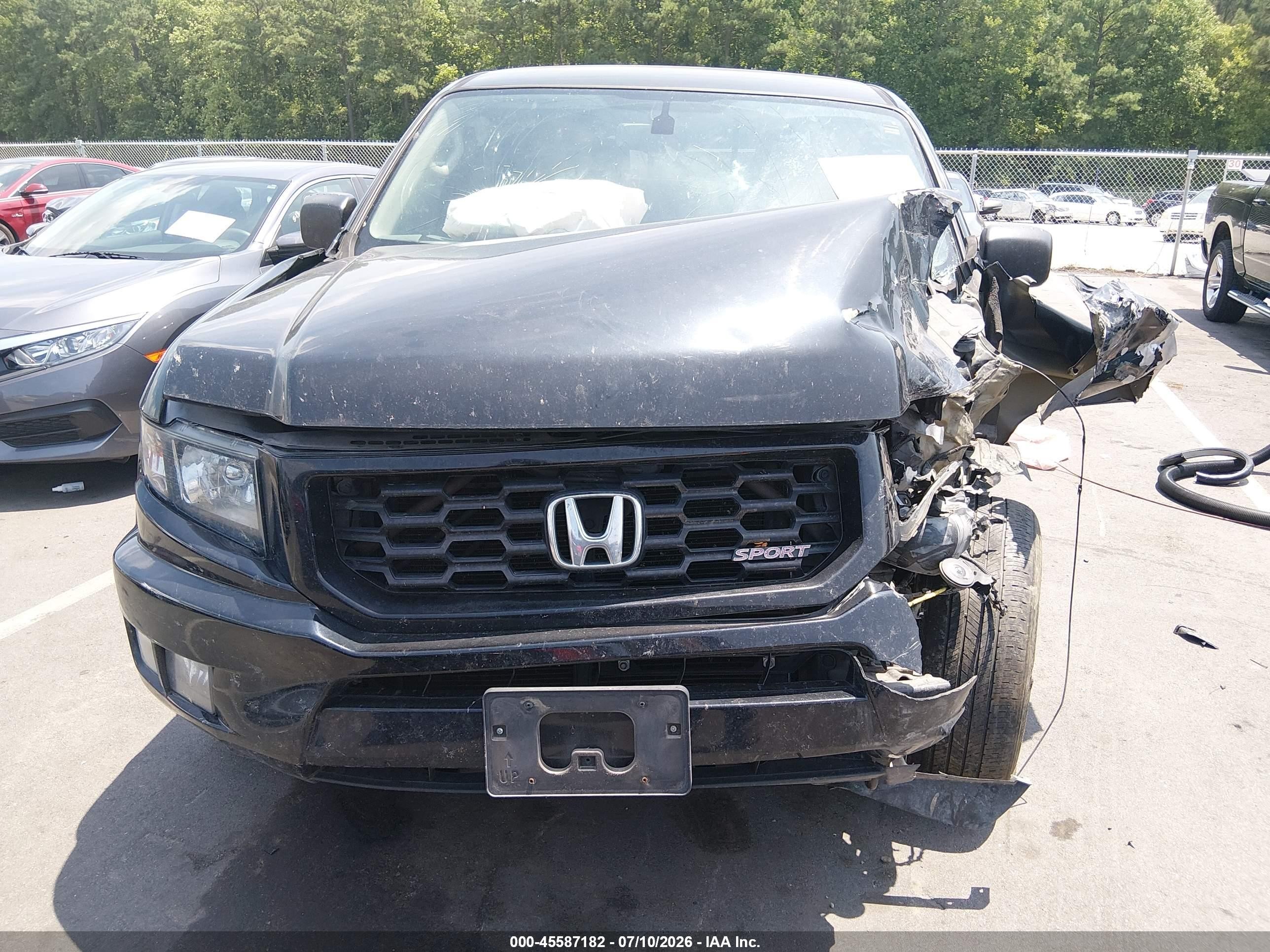 2014 Honda Ridgeline Sport Black vin: 5FPYK1F79EB013451