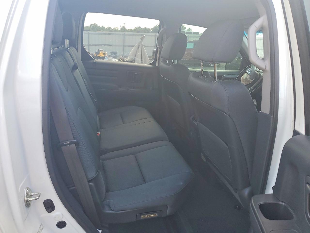 2012 Honda Ridgeline Sport Белый vin: 5FPYK1F7XCB001743