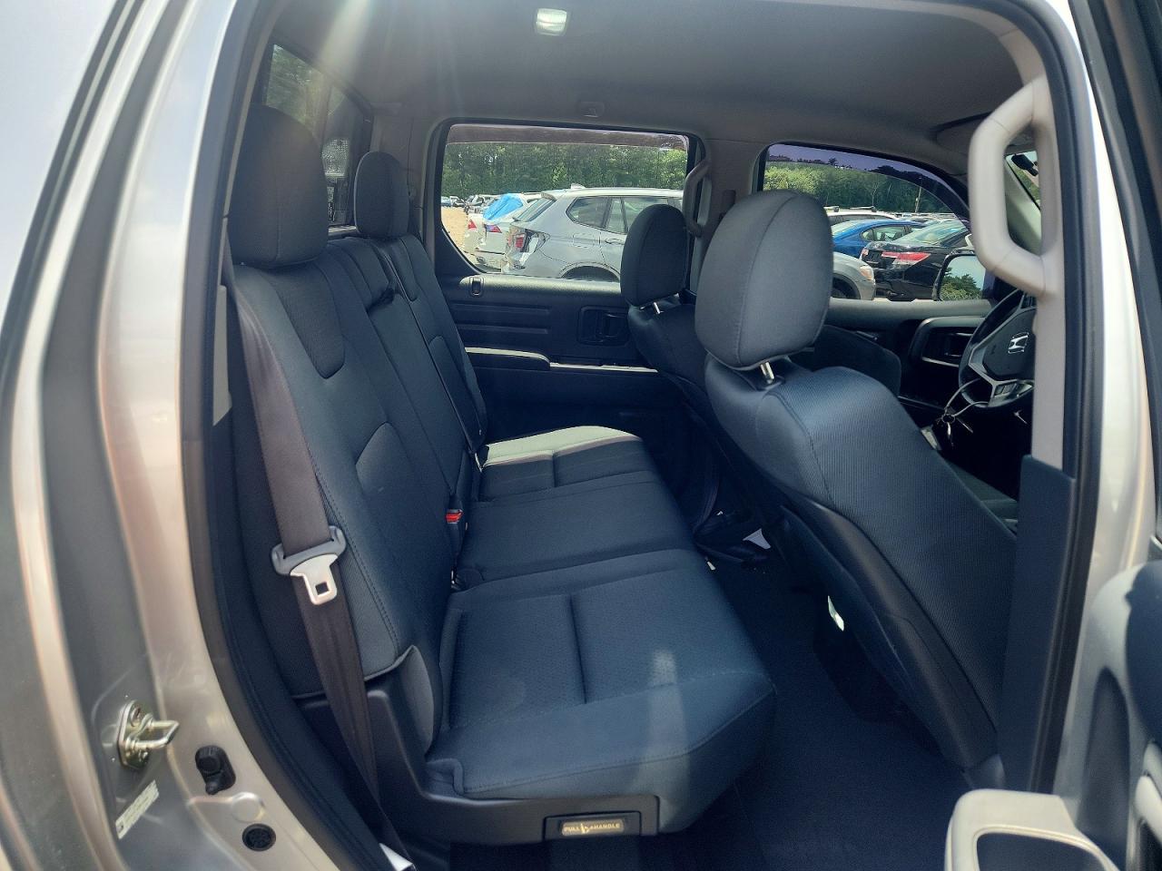 2013 Honda Ridgeline Sport Silver vin: 5FPYK1F7XDB010668