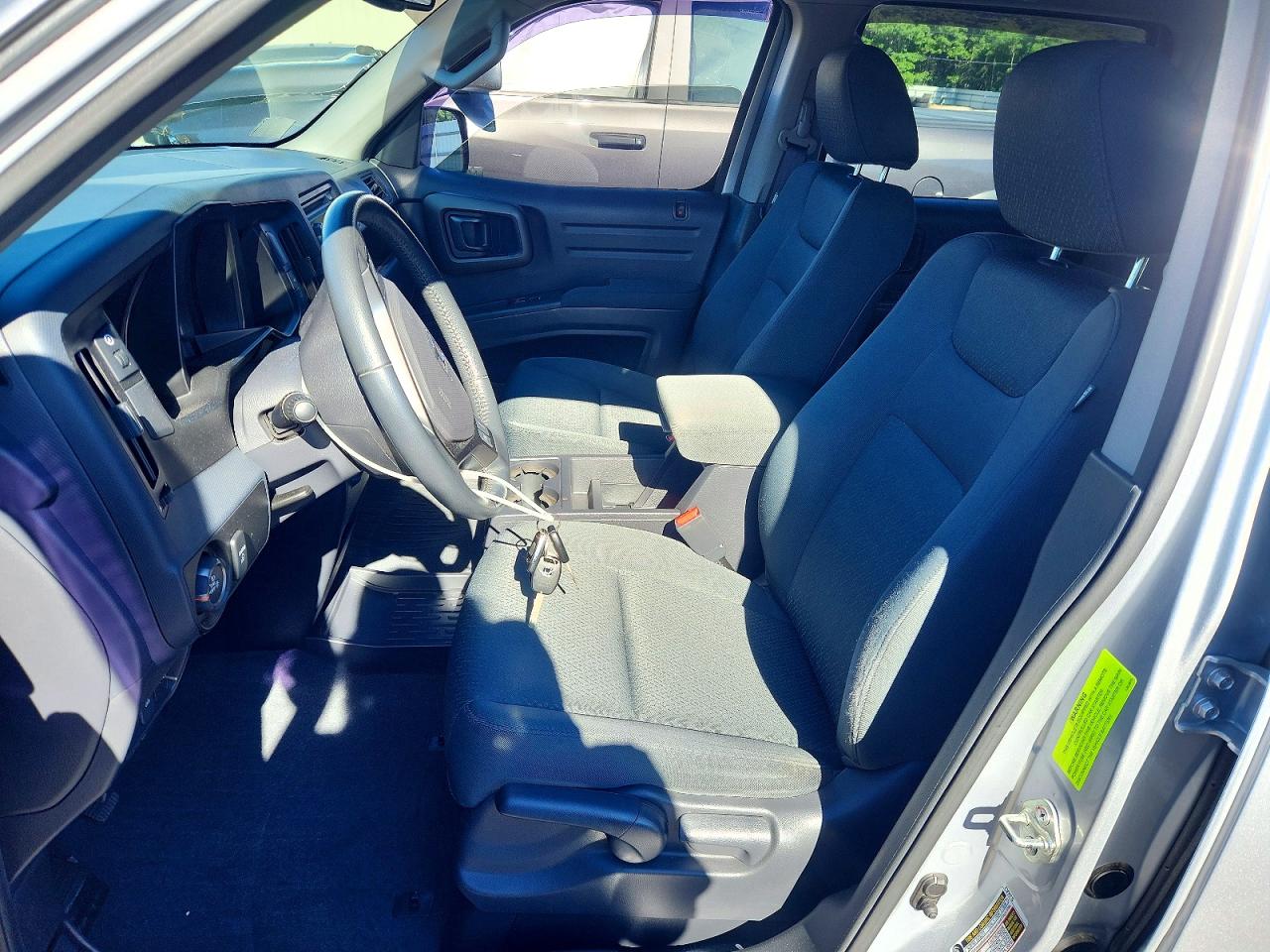 2013 Honda Ridgeline Sport Silver vin: 5FPYK1F7XDB010668