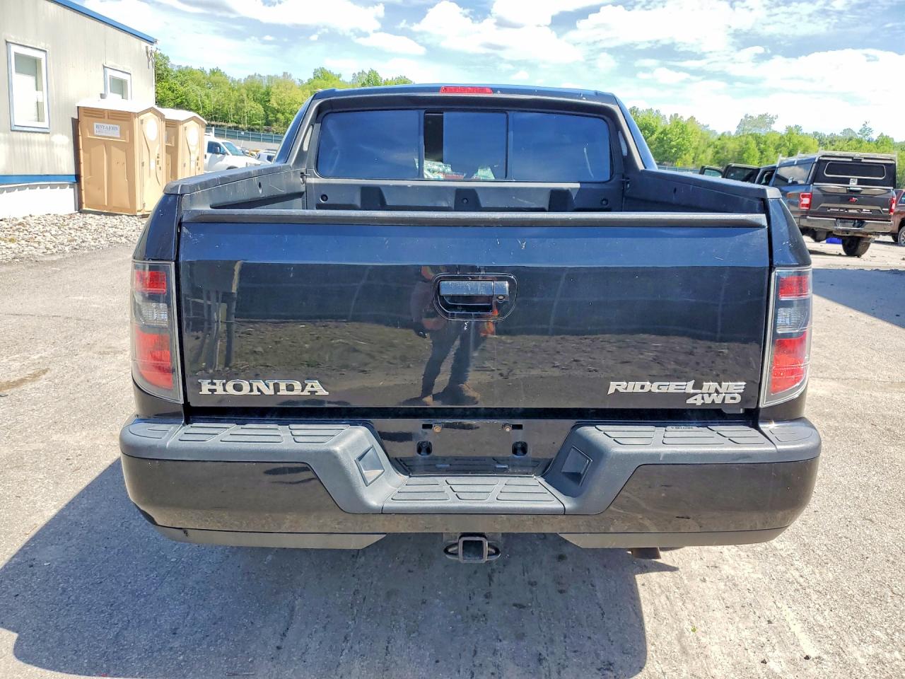 2014 Honda Ridgeline Sport Black vin: 5FPYK1F7XEB014706