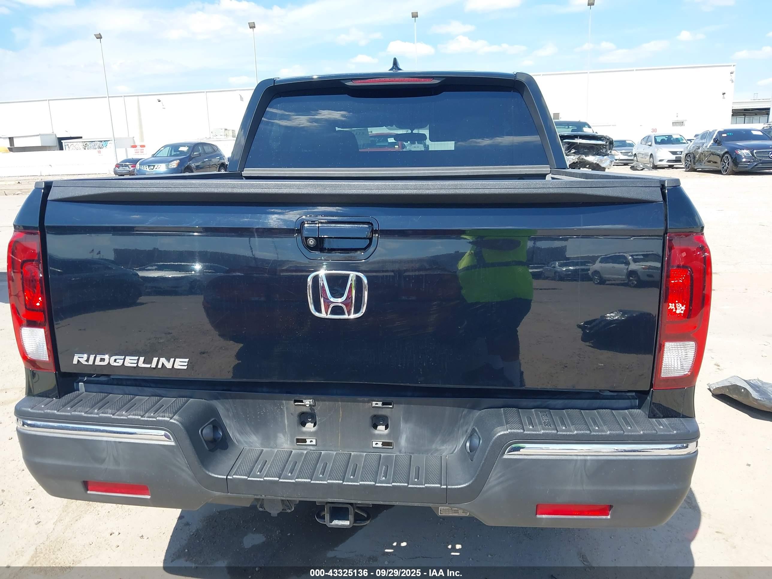 2018 Honda Ridgeline Sport Черный vin: 5FPYK2F19JB000968
