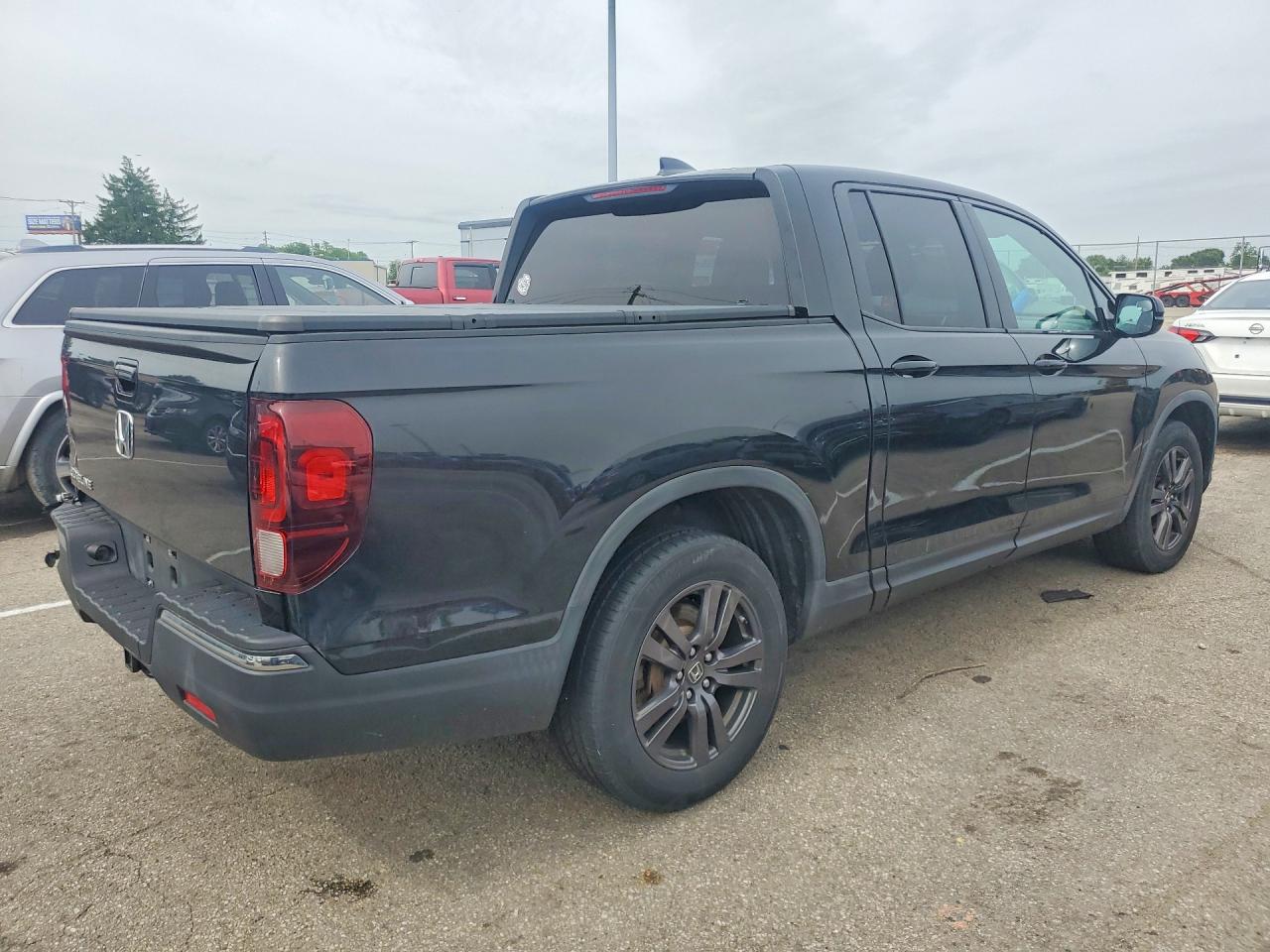 2019 Honda Ridgeline Sport Black vin: 5FPYK2F19KB005301