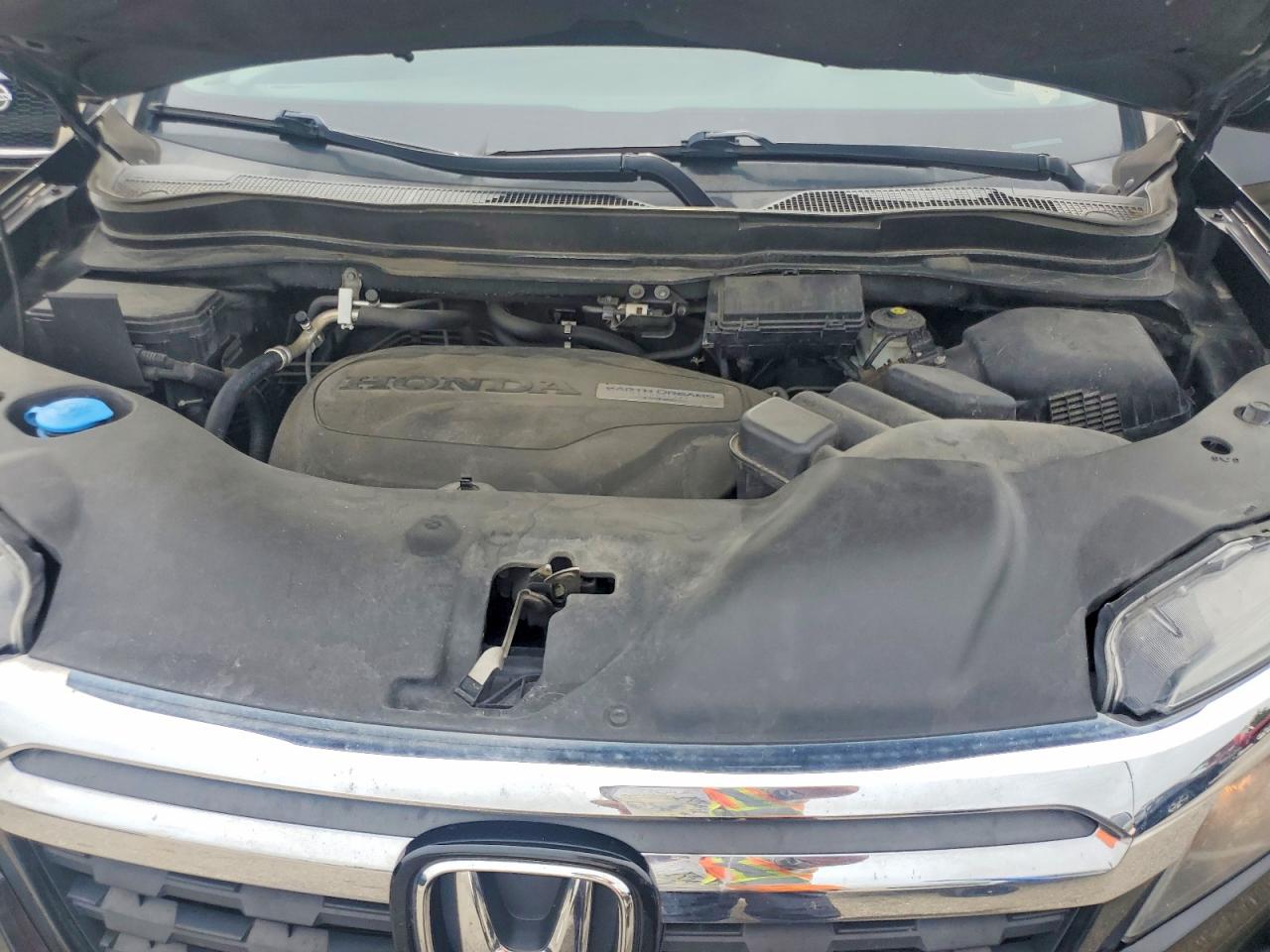 2019 Honda Ridgeline Sport Black vin: 5FPYK2F19KB005301