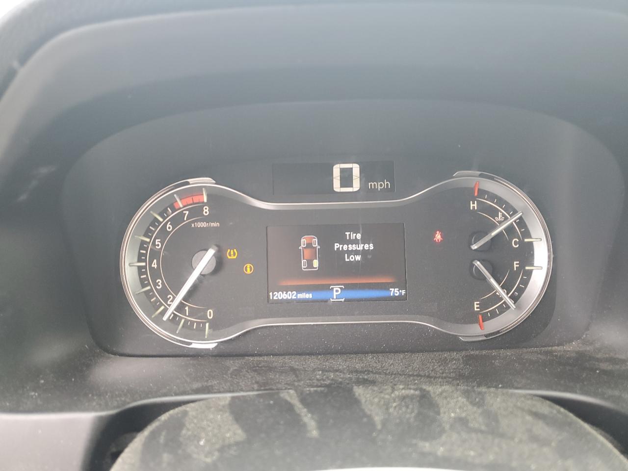 2019 Honda Ridgeline Sport White vin: 5FPYK3F12KB030644 Damage: Warning - Tire Pressure, On, Unacceptable