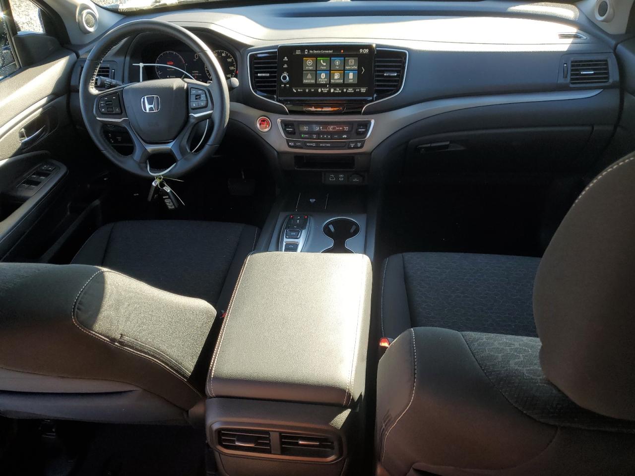 2024 Honda Ridgeline Sport White vin: 5FPYK3F12RB010095