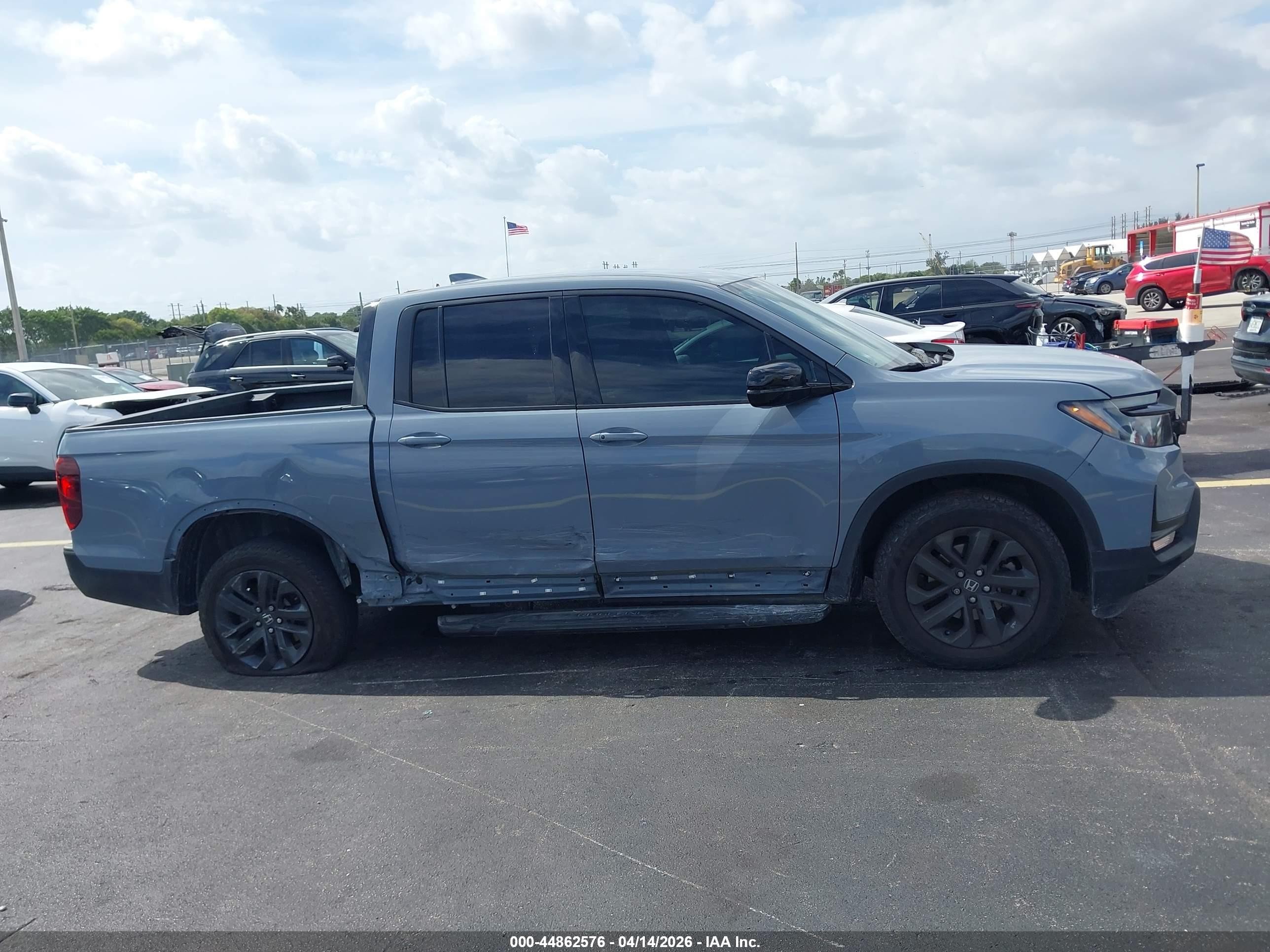 2024 Honda Ridgeline Sport Gray vin: 5FPYK3F16RB031693