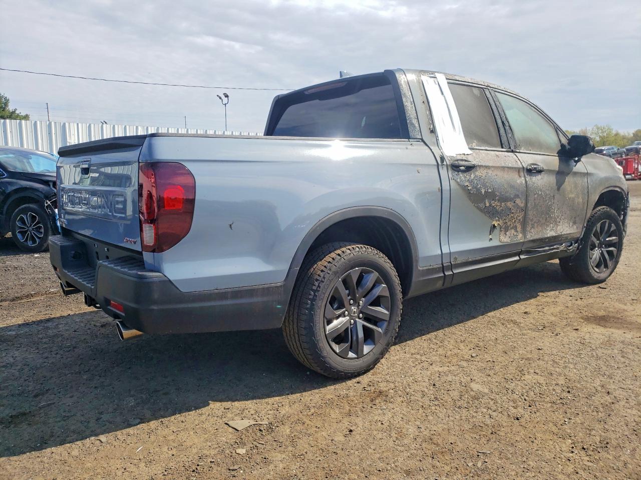 2024 Honda Ridgeline Sport Серый vin: 5FPYK3F17RB032576