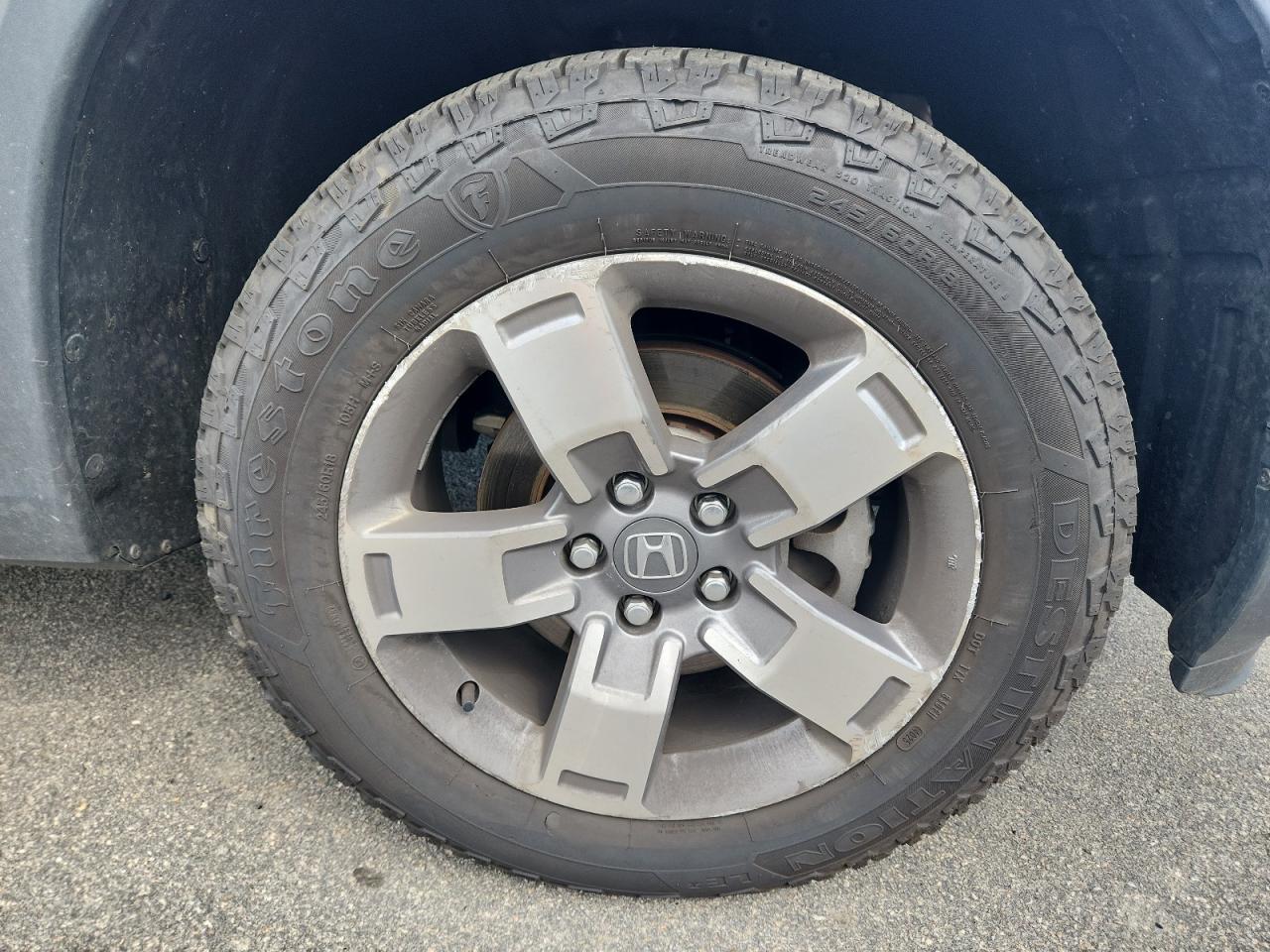 2025 Honda Ridgeline Rtl Серый vin: 5FPYK3F50SB040219 Damage: Right Front Wheel, Curb Rash, > 12 Inches