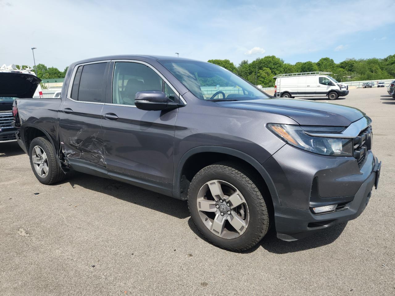2025 Honda Ridgeline Rtl Серый vin: 5FPYK3F50SB040219 Damage: Right Rear Door, Severe Damage, Replacement Required