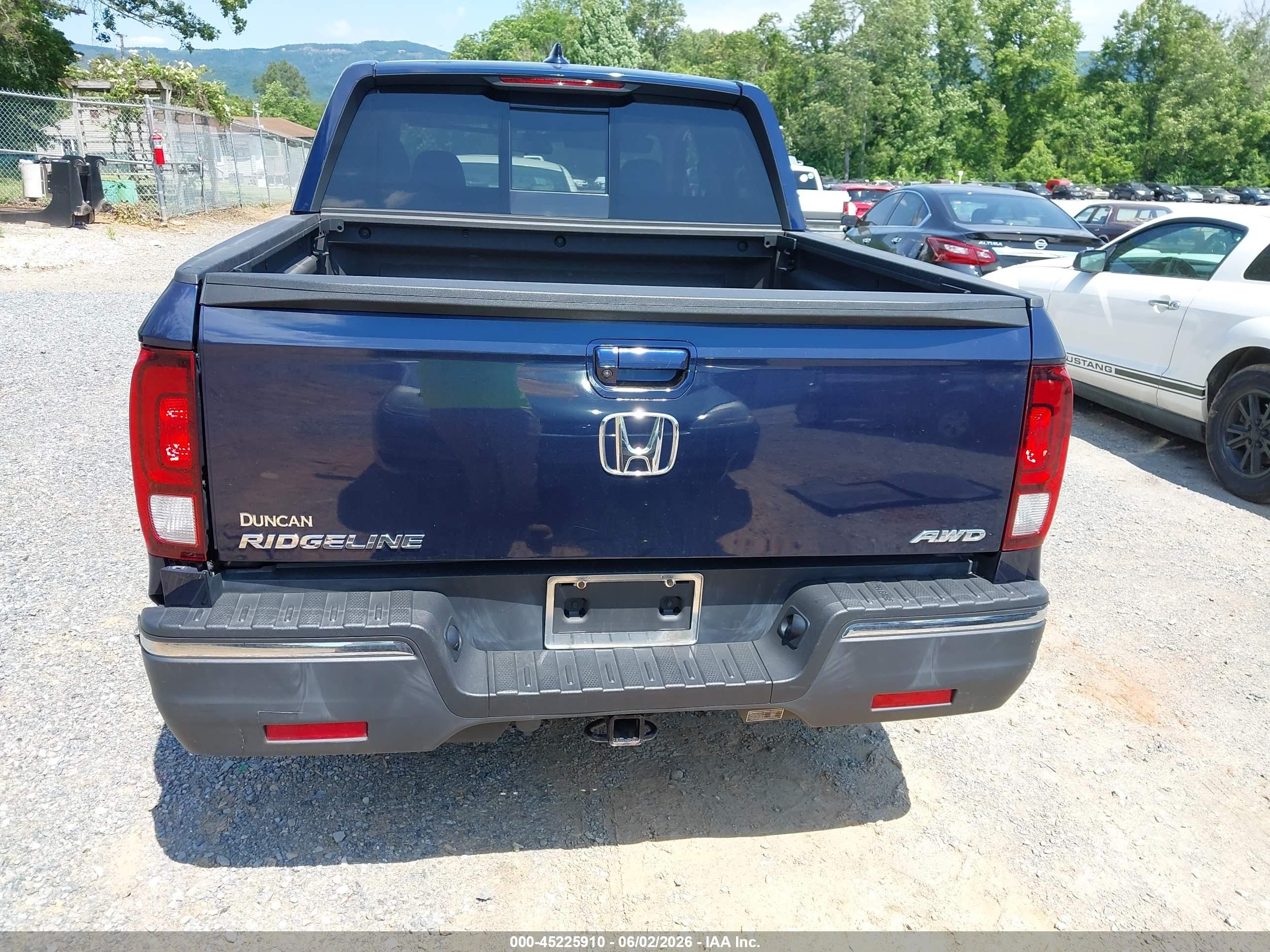 2020 Honda Ridgeline Awd Rtl Blue vin: 5FPYK3F53LB023996