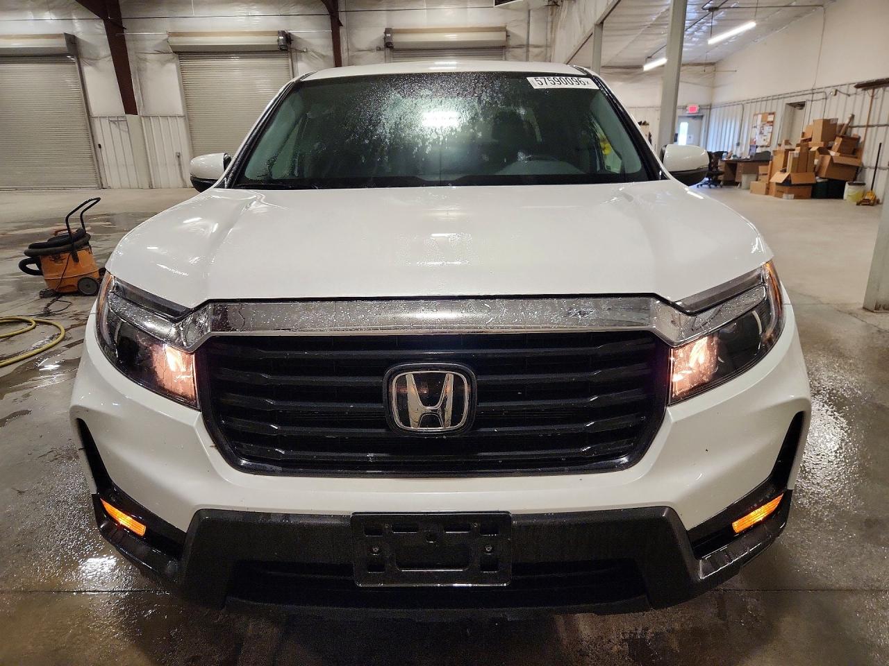 2023 Honda Ridgeline Rtl White vin: 5FPYK3F53PB057748