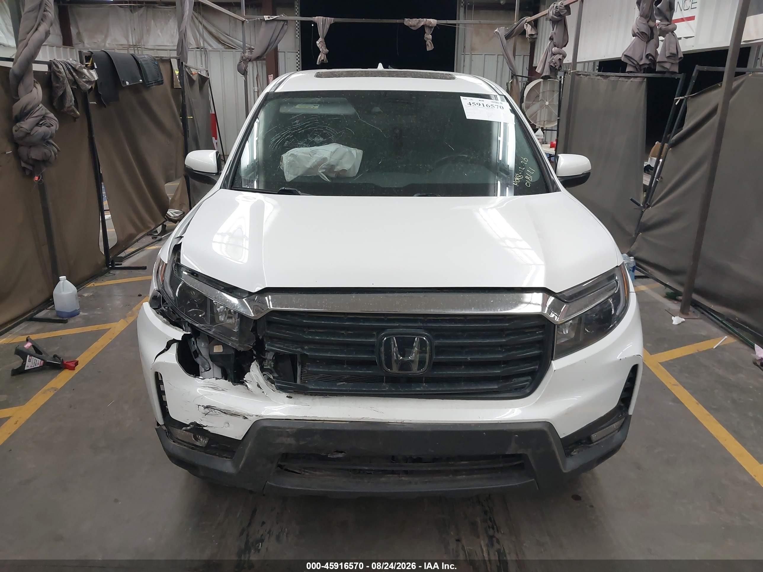 2023 Honda Ridgeline Rtl White vin: 5FPYK3F56PB018121