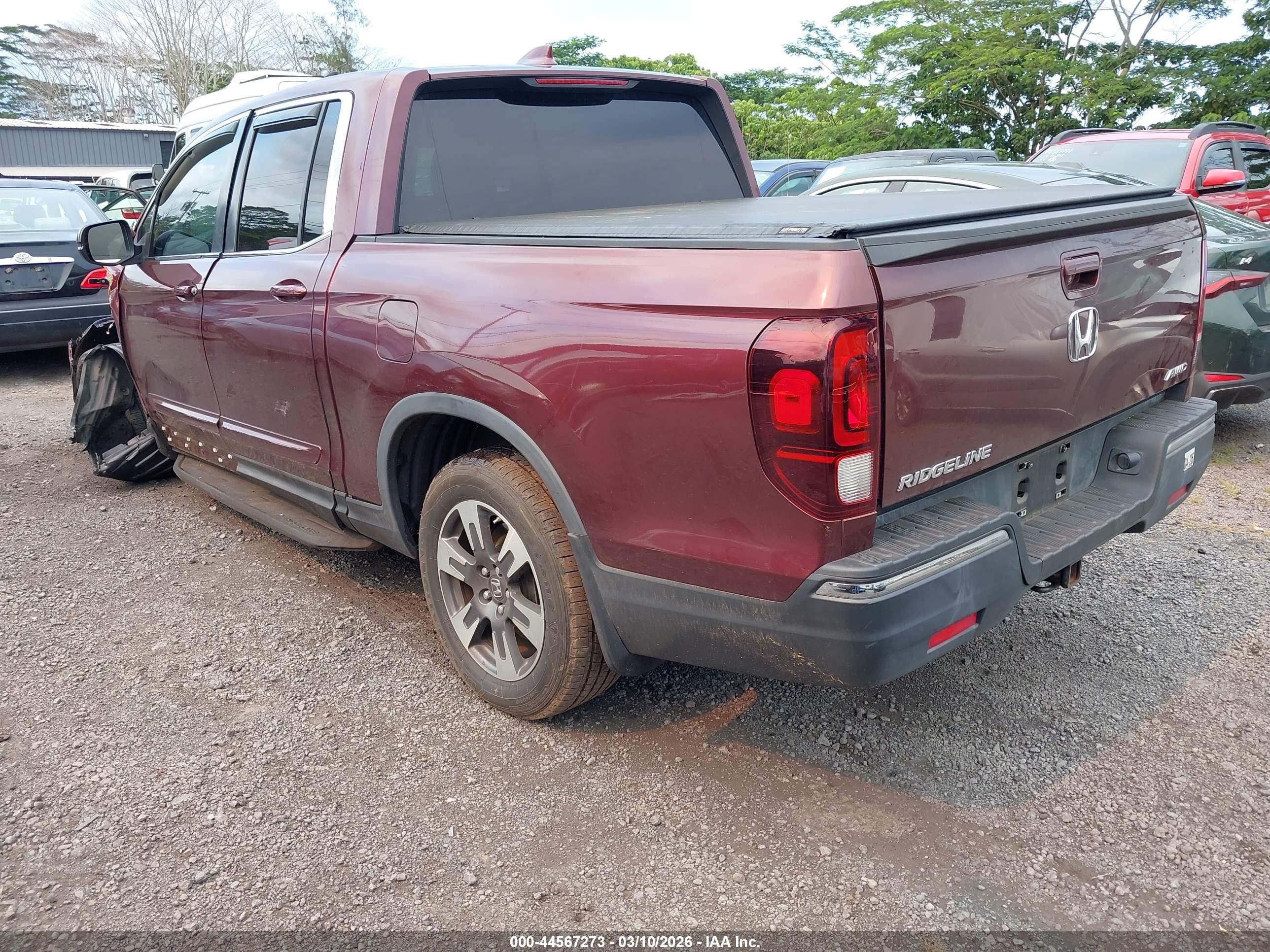 2017 Honda Ridgeline Rtl Burgundy vin: 5FPYK3F57HB006013