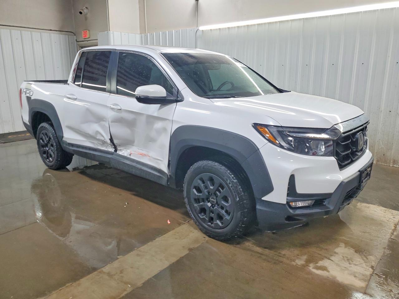 2023 Honda Ridgeline Rtl White vin: 5FPYK3F57PB031458