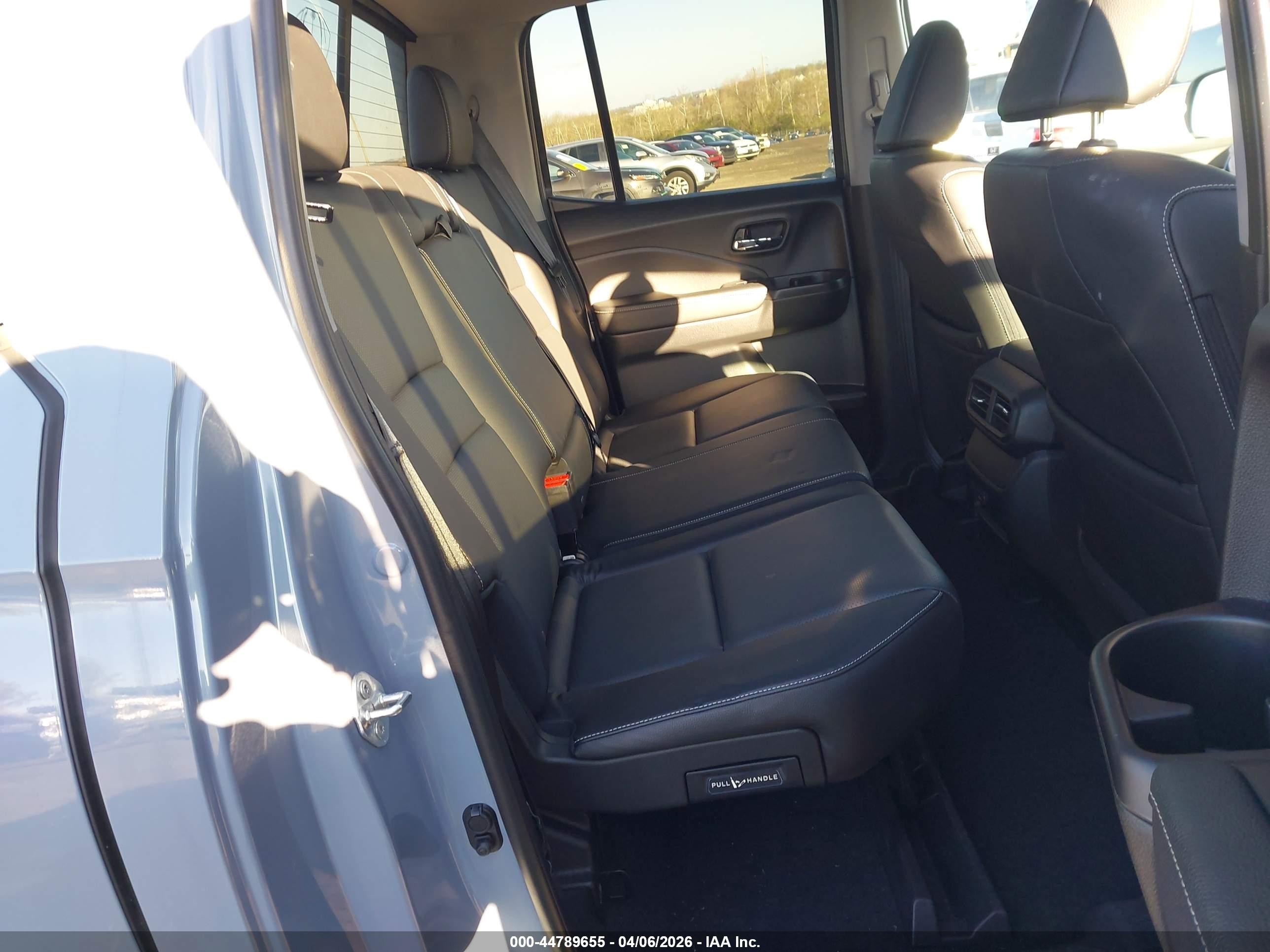2024 Honda Ridgeline Rtl Light Blue vin: 5FPYK3F57RB027509
