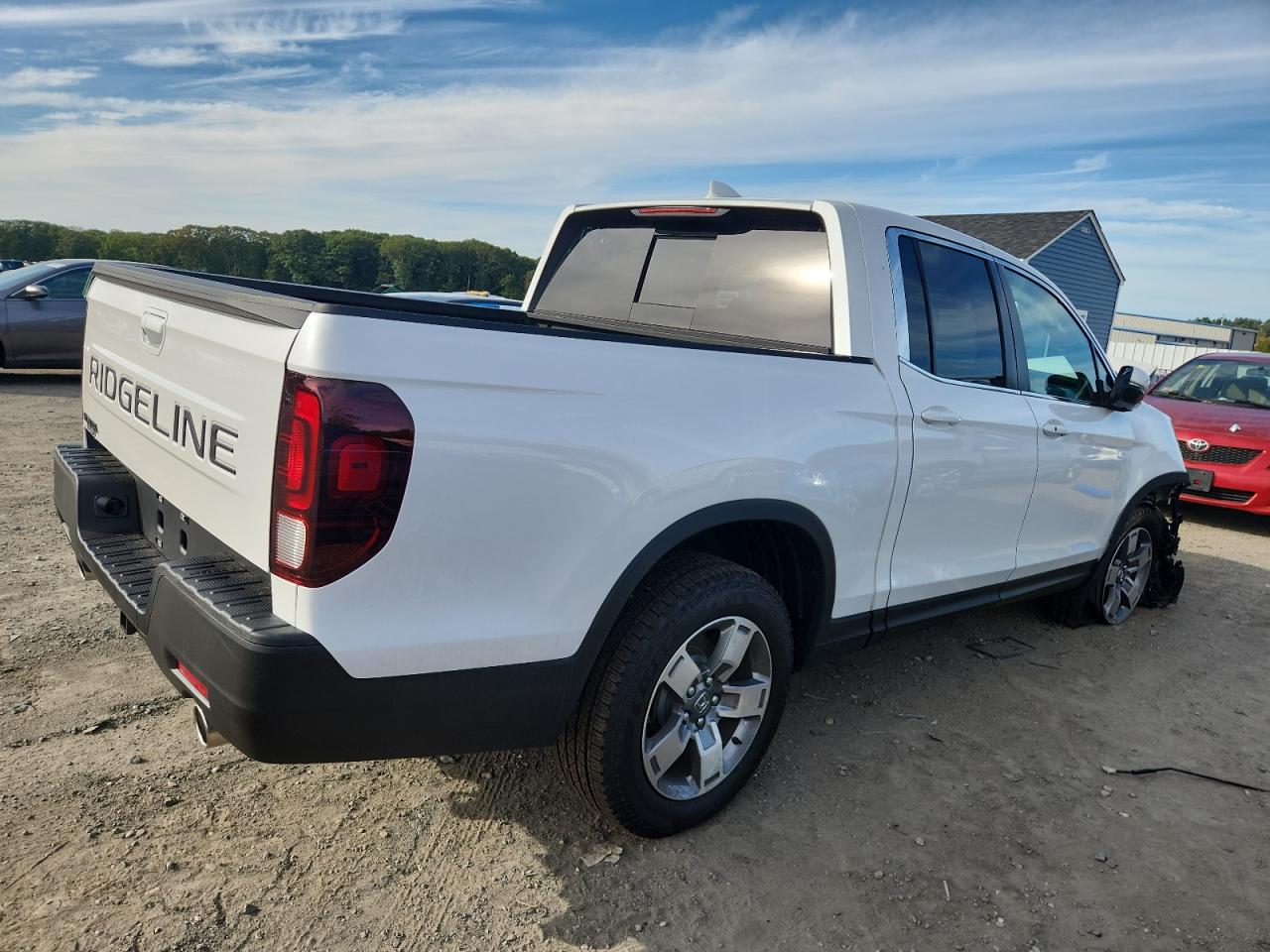 2025 Honda Ridgeline Rtl White vin: 5FPYK3F57SB032490