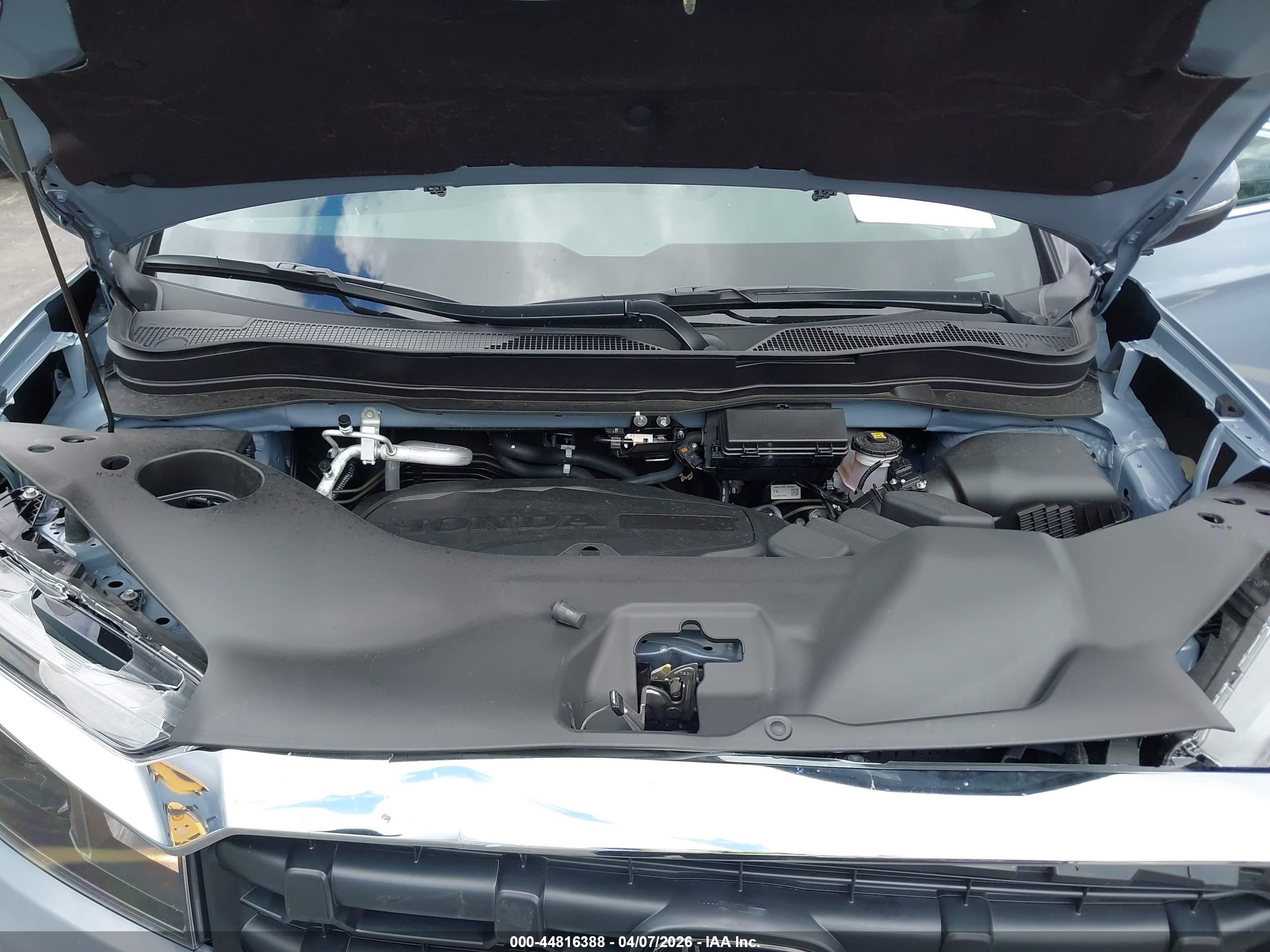 2026 Honda Ridgeline Rtl Gray vin: 5FPYK3F57TB015240