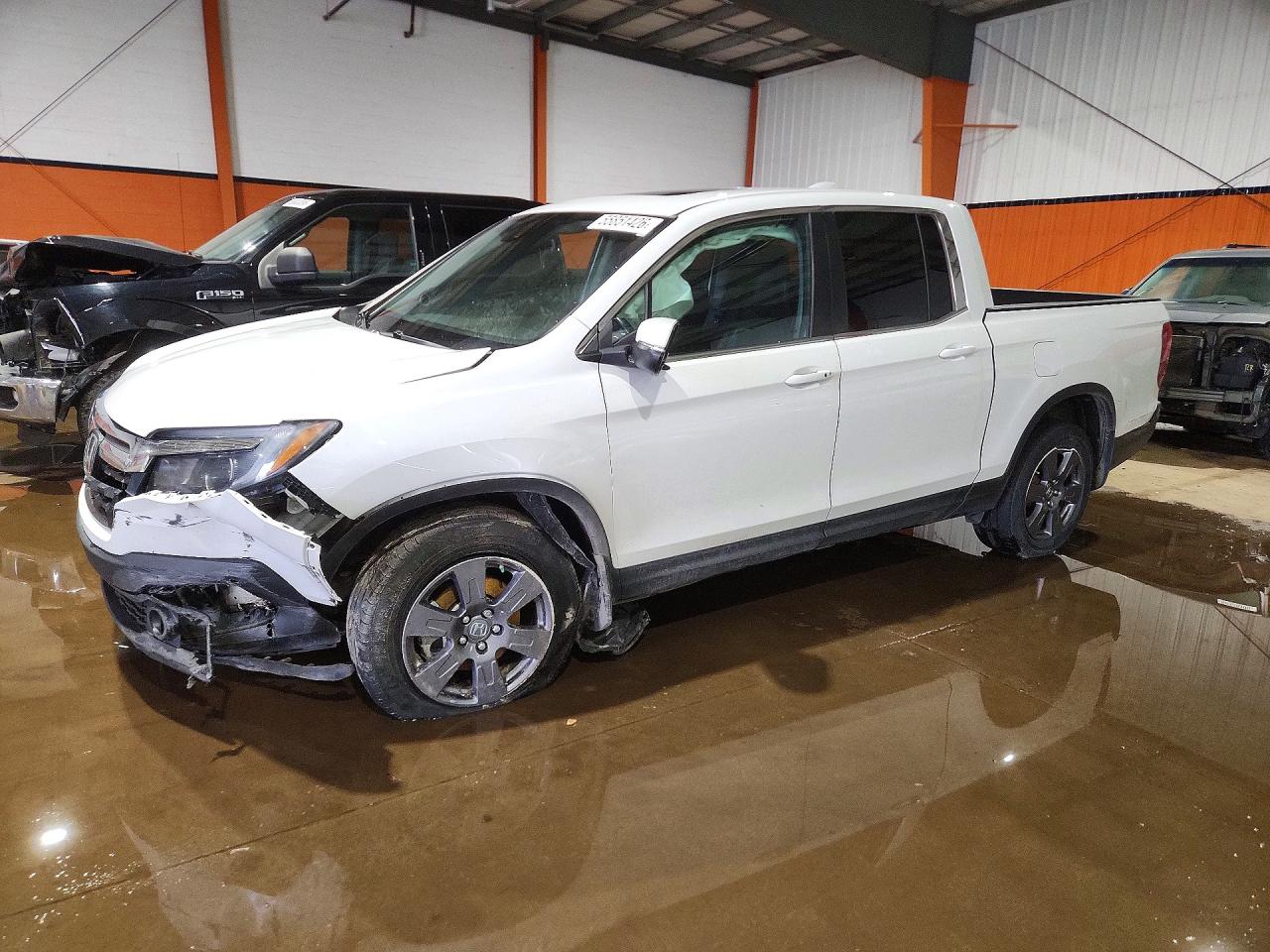 2020 Honda Ridgeline Rtl White vin: 5FPYK3F58LB501846