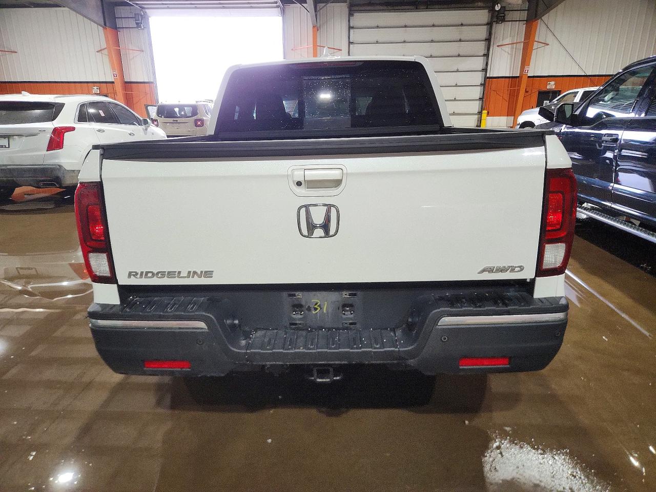 2020 Honda Ridgeline Rtl White vin: 5FPYK3F58LB501846